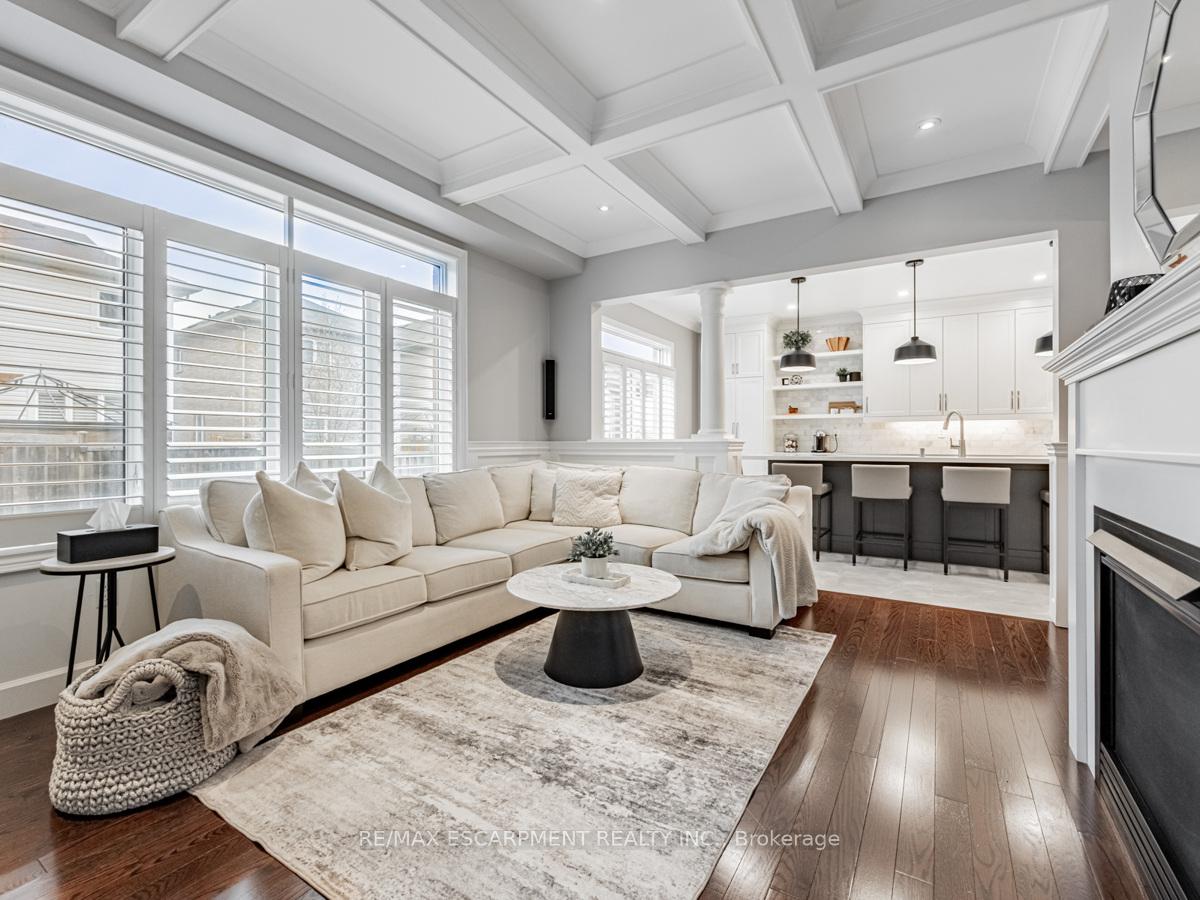 Photo 9 of 4834 Columbus Drive, Burlington, Alton — HOMEH