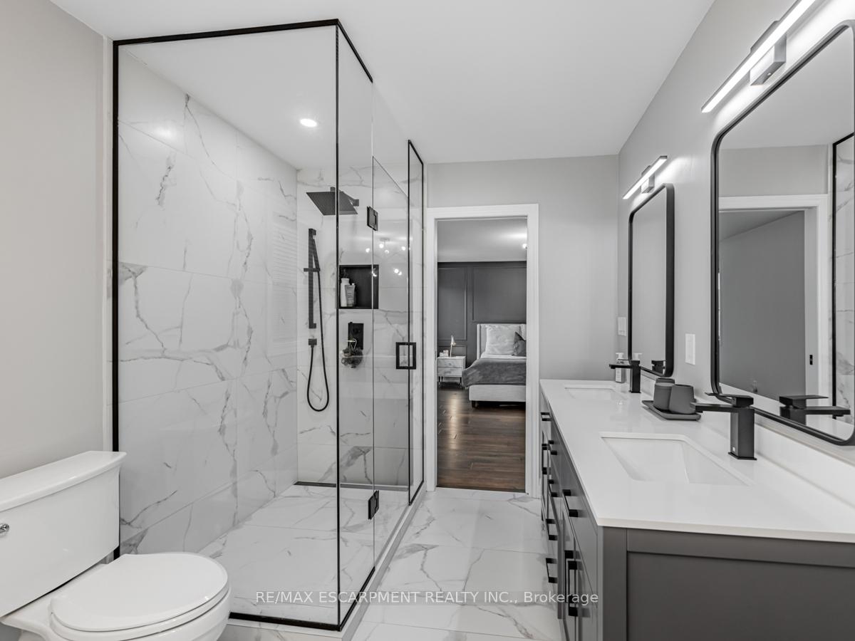 Photo 19 of 4834 Columbus Drive, Burlington, Alton — HOMEH