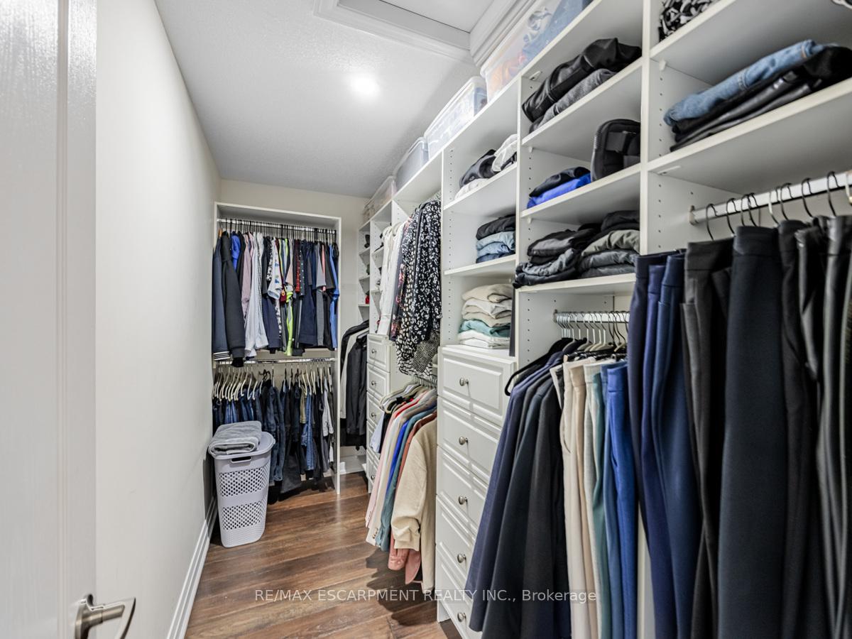 Photo 20 of 4834 Columbus Drive, Burlington, Alton — HOMEH