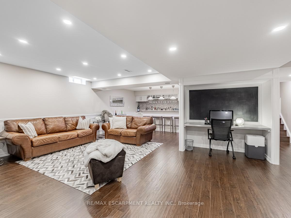 Photo 29 of 4834 Columbus Drive, Burlington, Alton — HOMEH