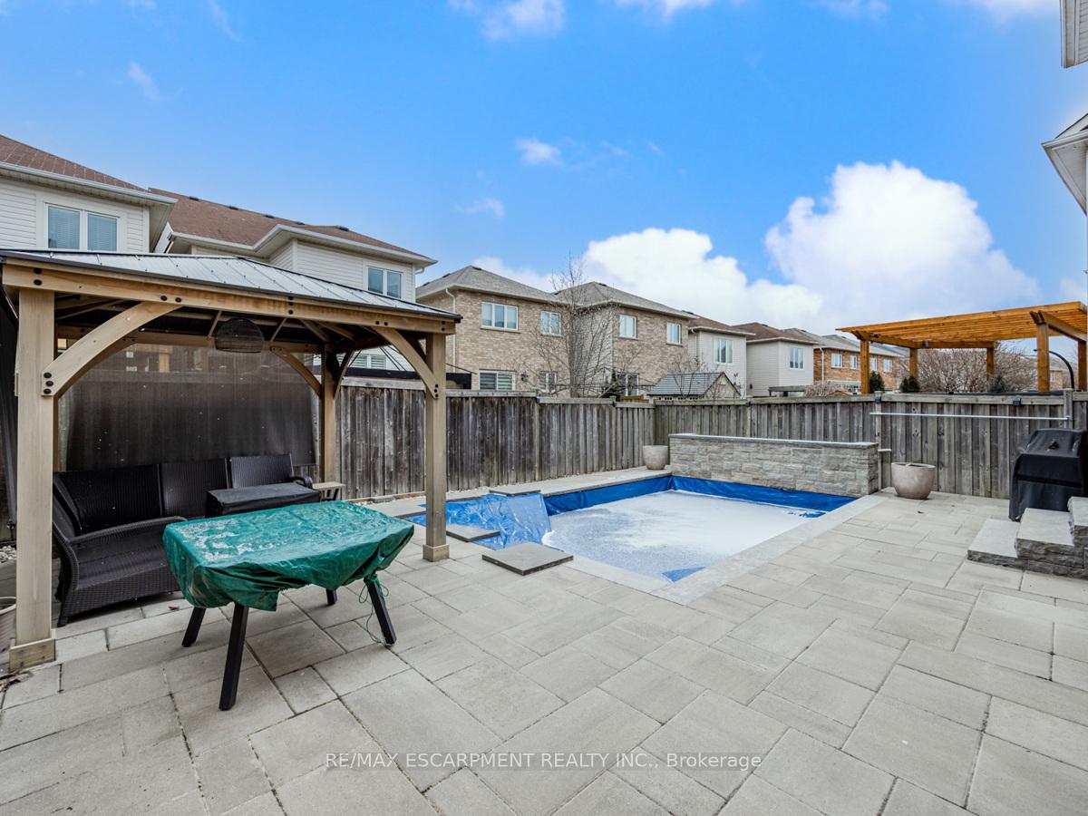 Photo 33 of 4834 Columbus Drive, Burlington, Alton — HOMEH