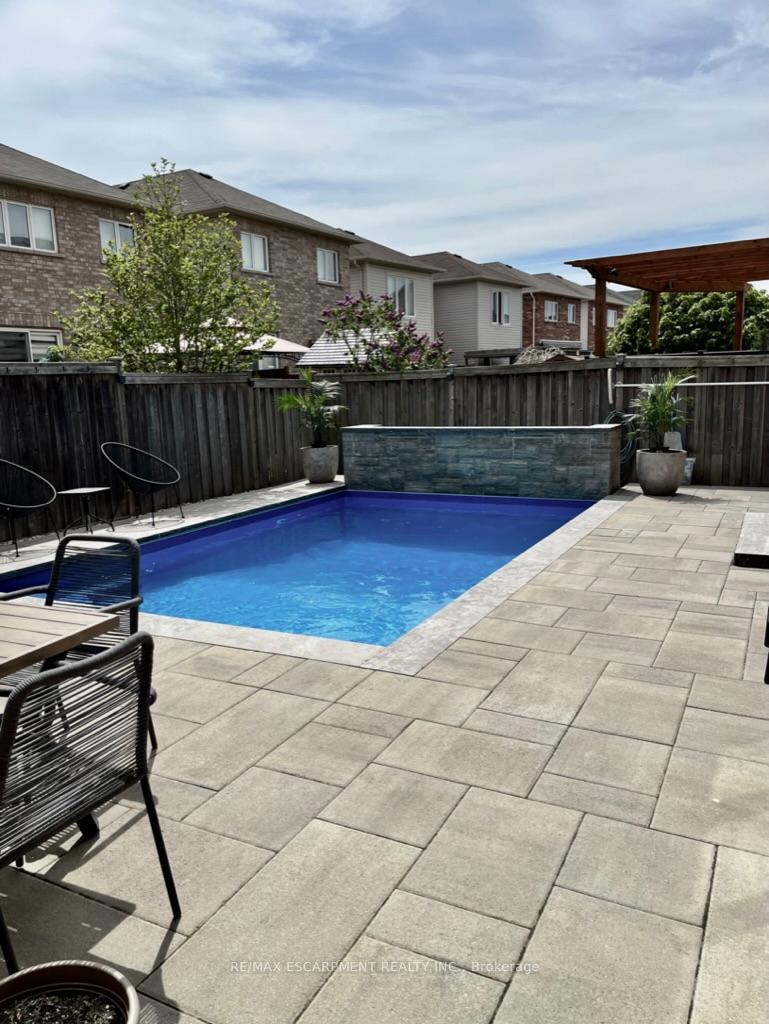 Photo 35 of 4834 Columbus Drive, Burlington, Alton — HOMEH