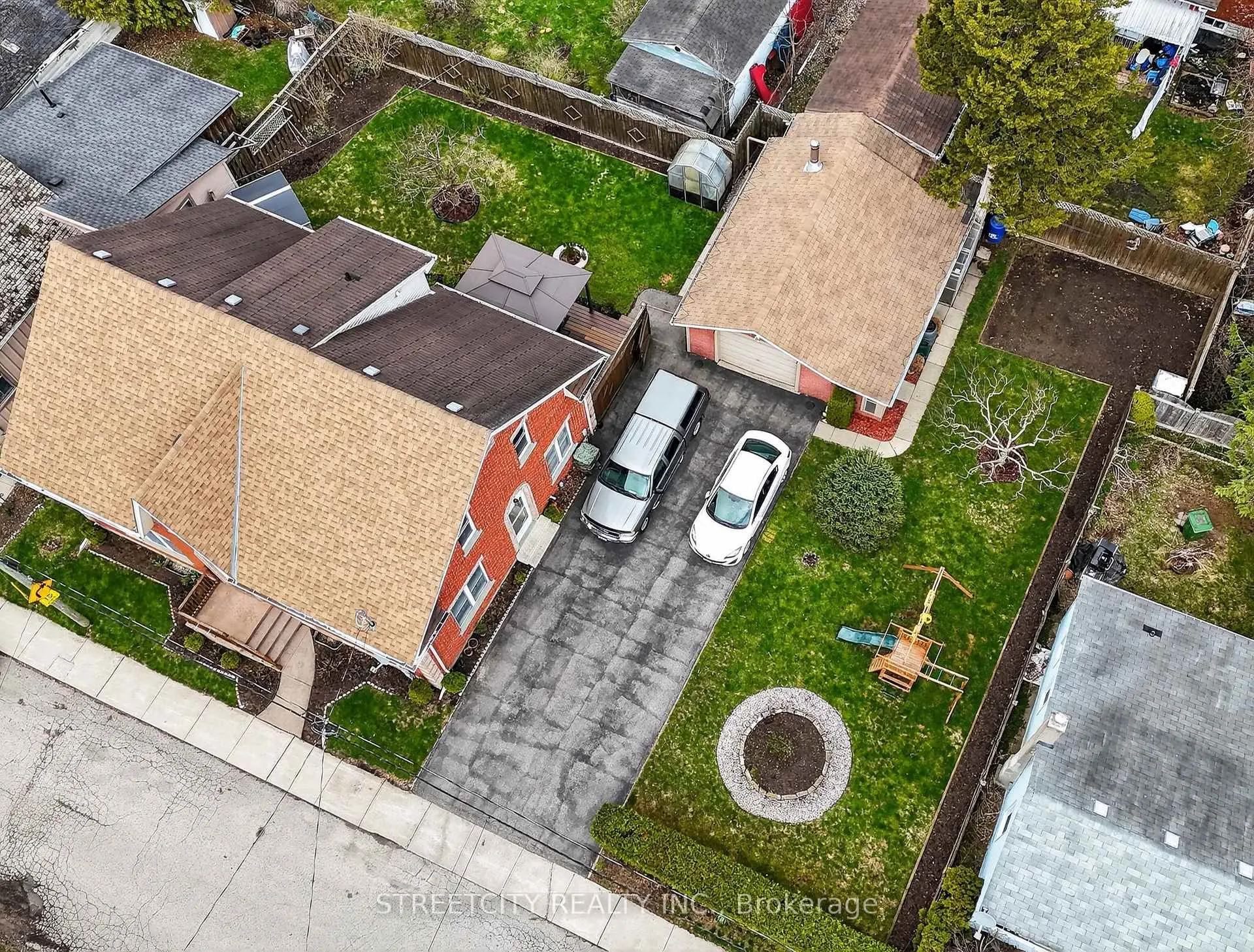 Photo 1 of 22 Walnut Street, St. Thomas — HOMEH