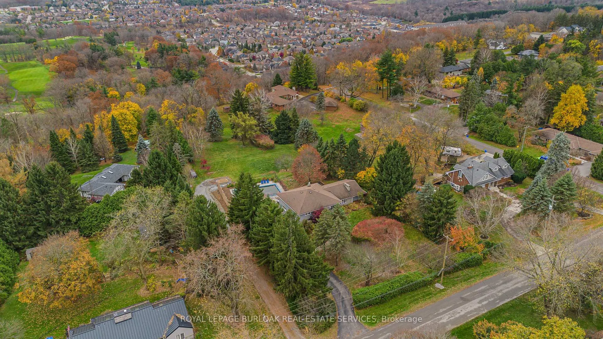 Photo 3 of 112 Hillcrest Avenue, Hamilton, Greensville — HOMEH