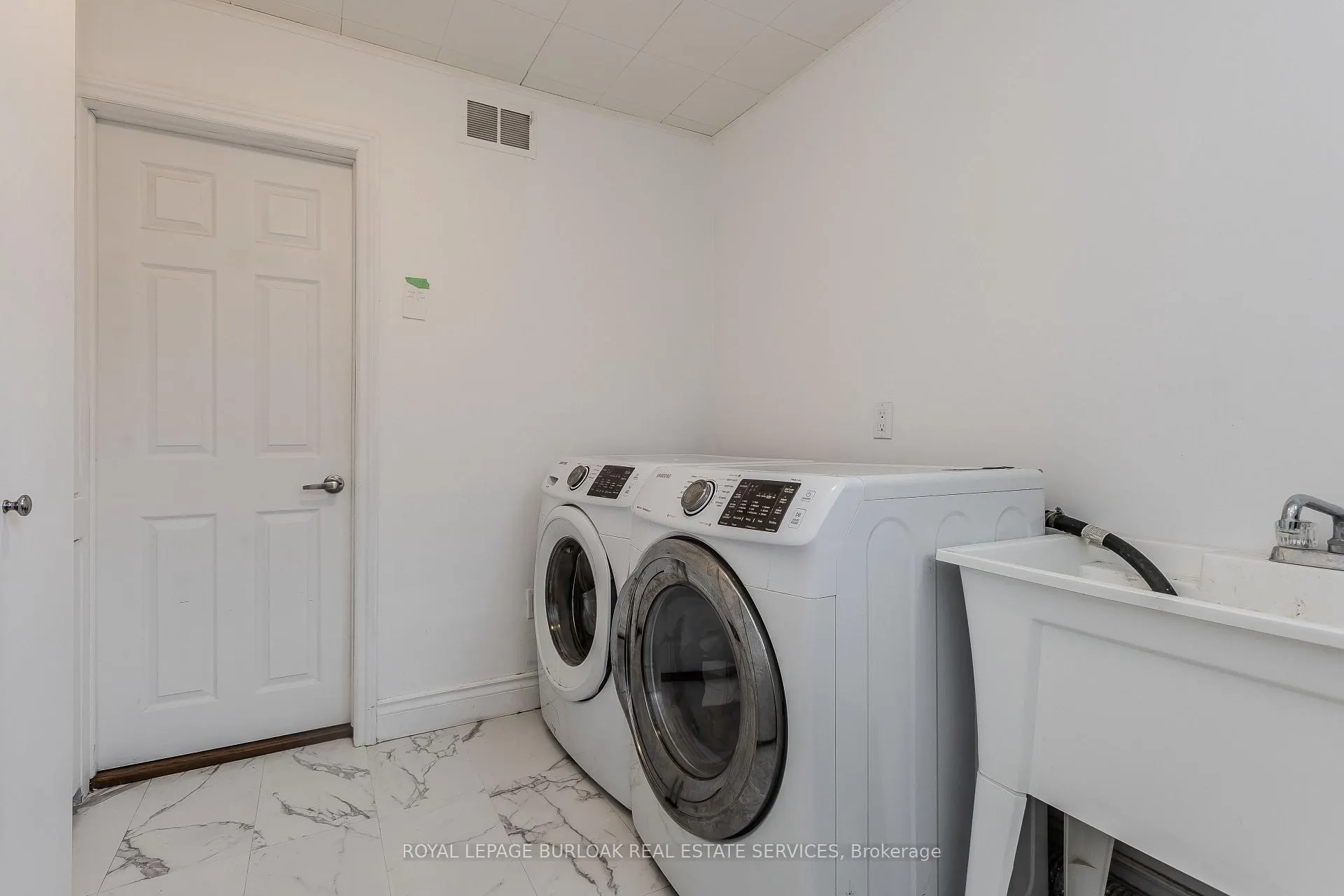 Photo 41 of 112 Hillcrest Avenue, Hamilton, Greensville — HOMEH