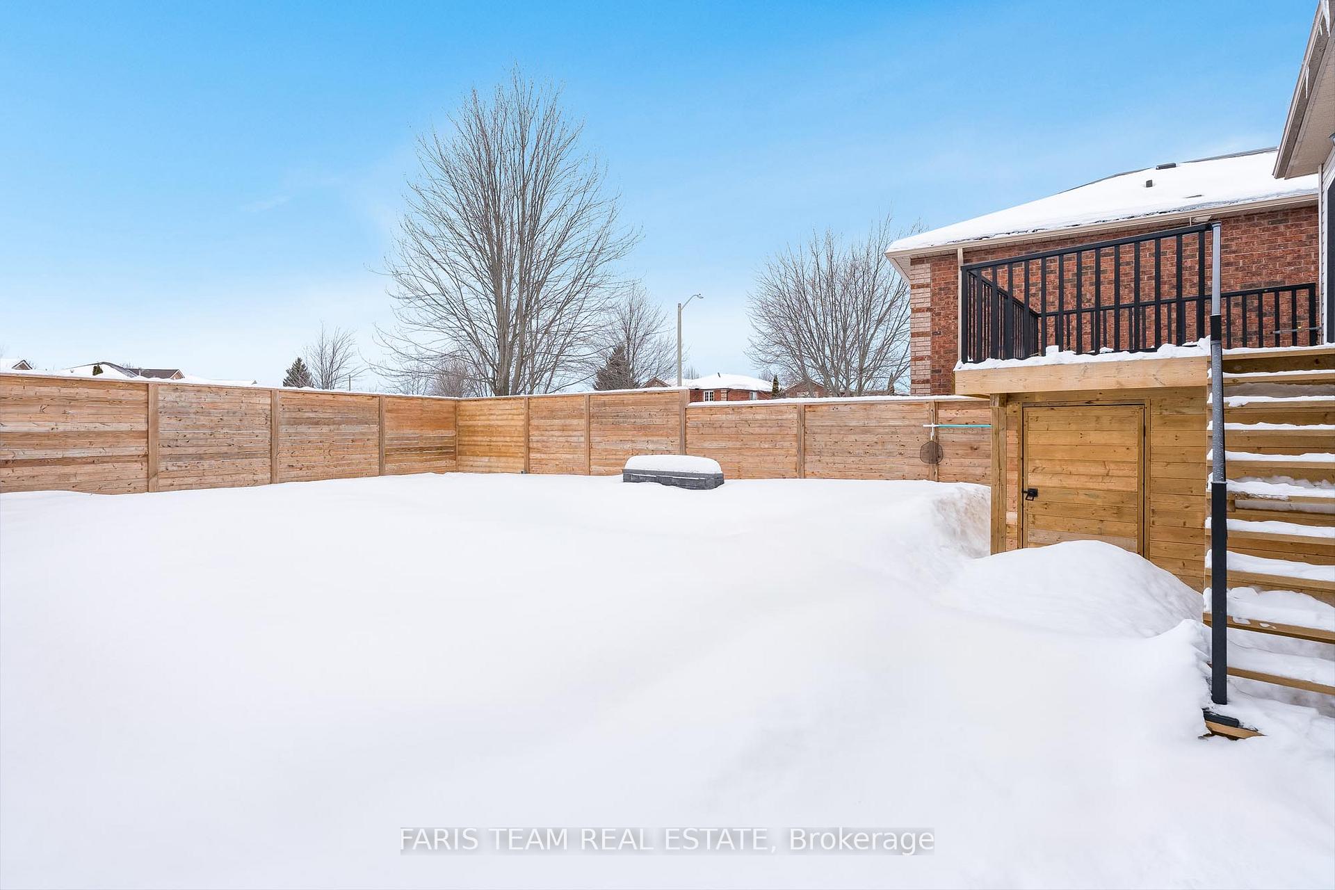 Photo 11 of 73 Peregrine Road, Barrie, Little Lake — HOMEH