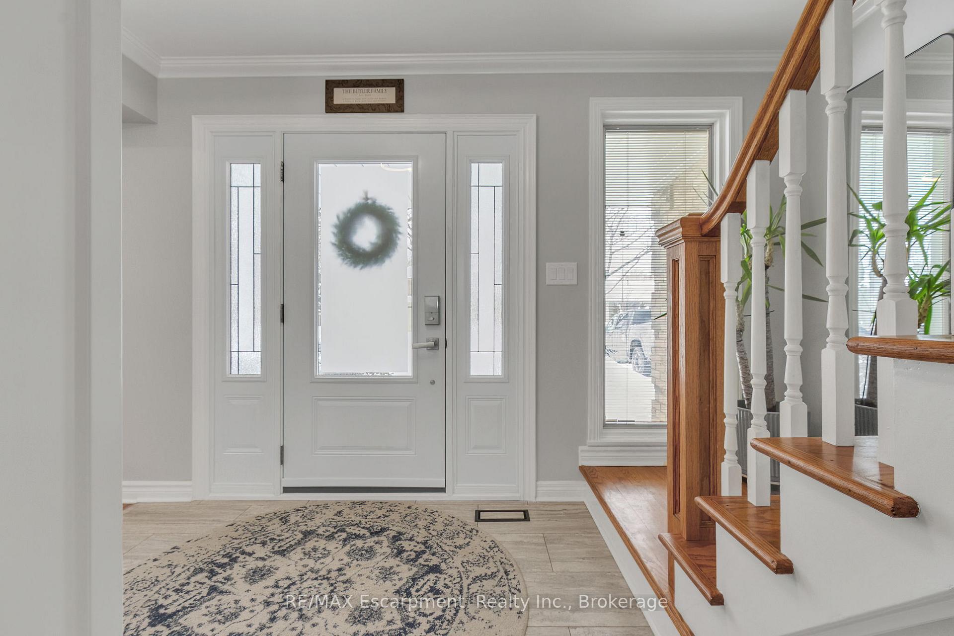 Photo 5 of 4462 Concord Place, Burlington, Shoreacres — HOMEH