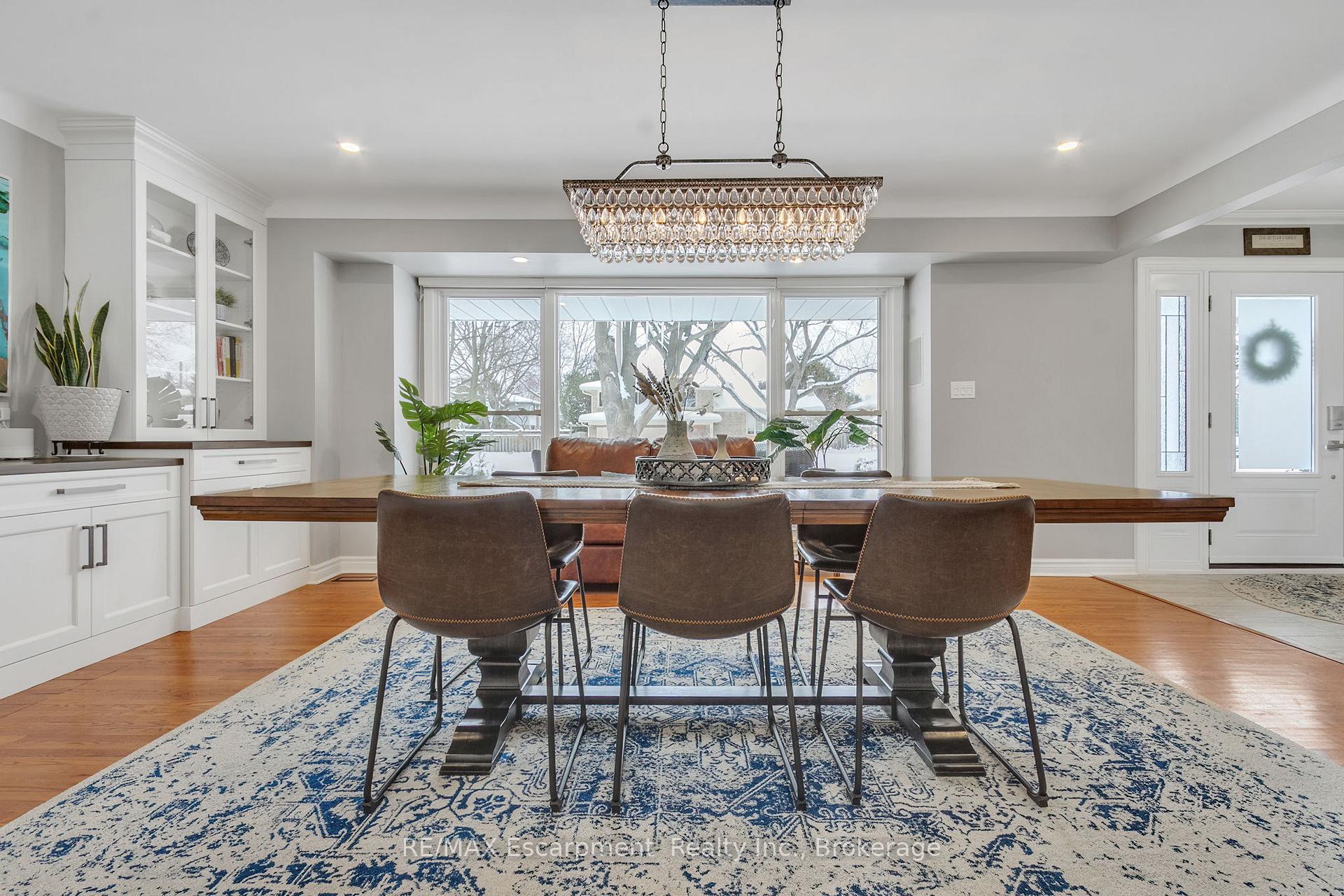 Photo 8 of 4462 Concord Place, Burlington, Shoreacres — HOMEH