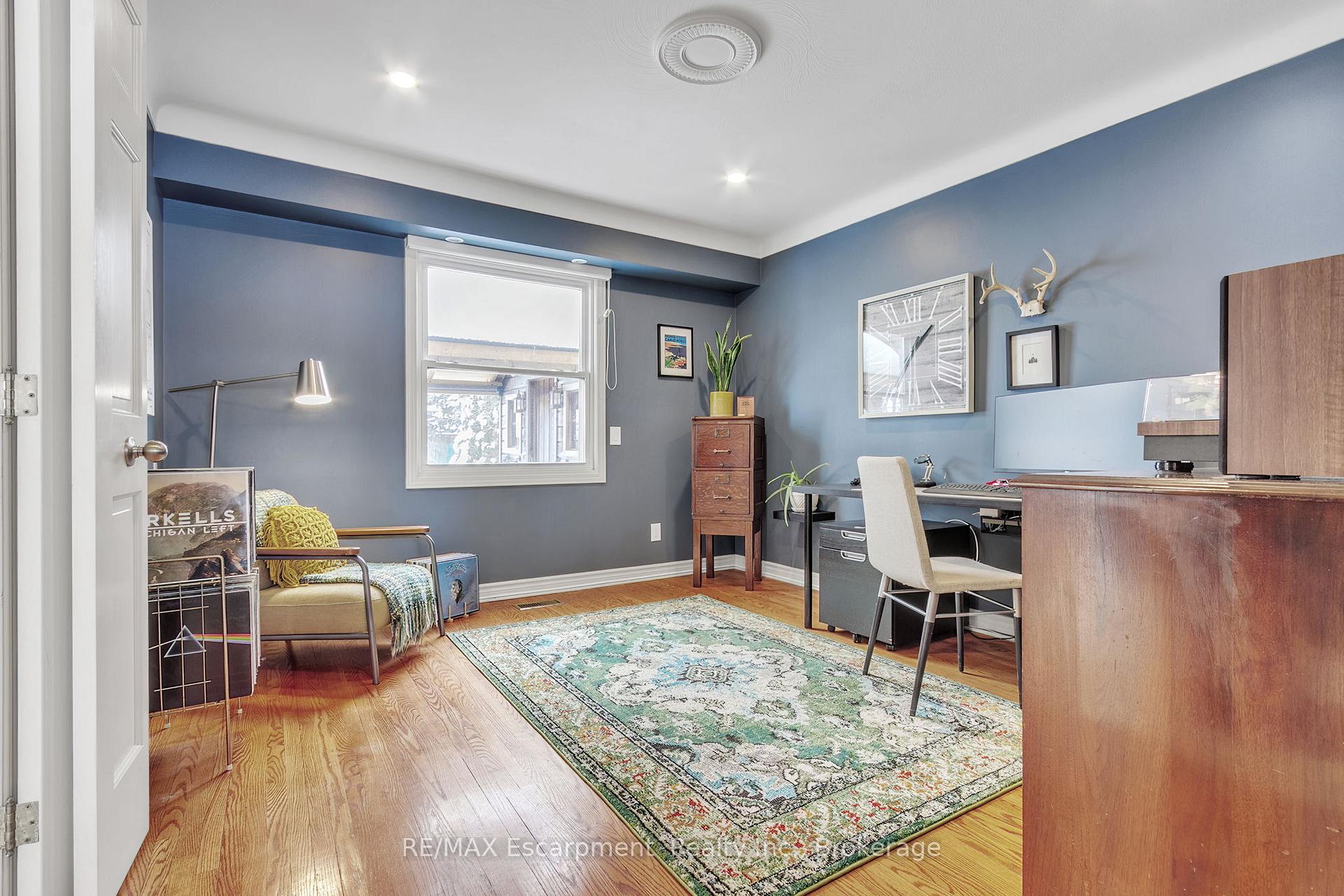 Photo 12 of 4462 Concord Place, Burlington, Shoreacres — HOMEH