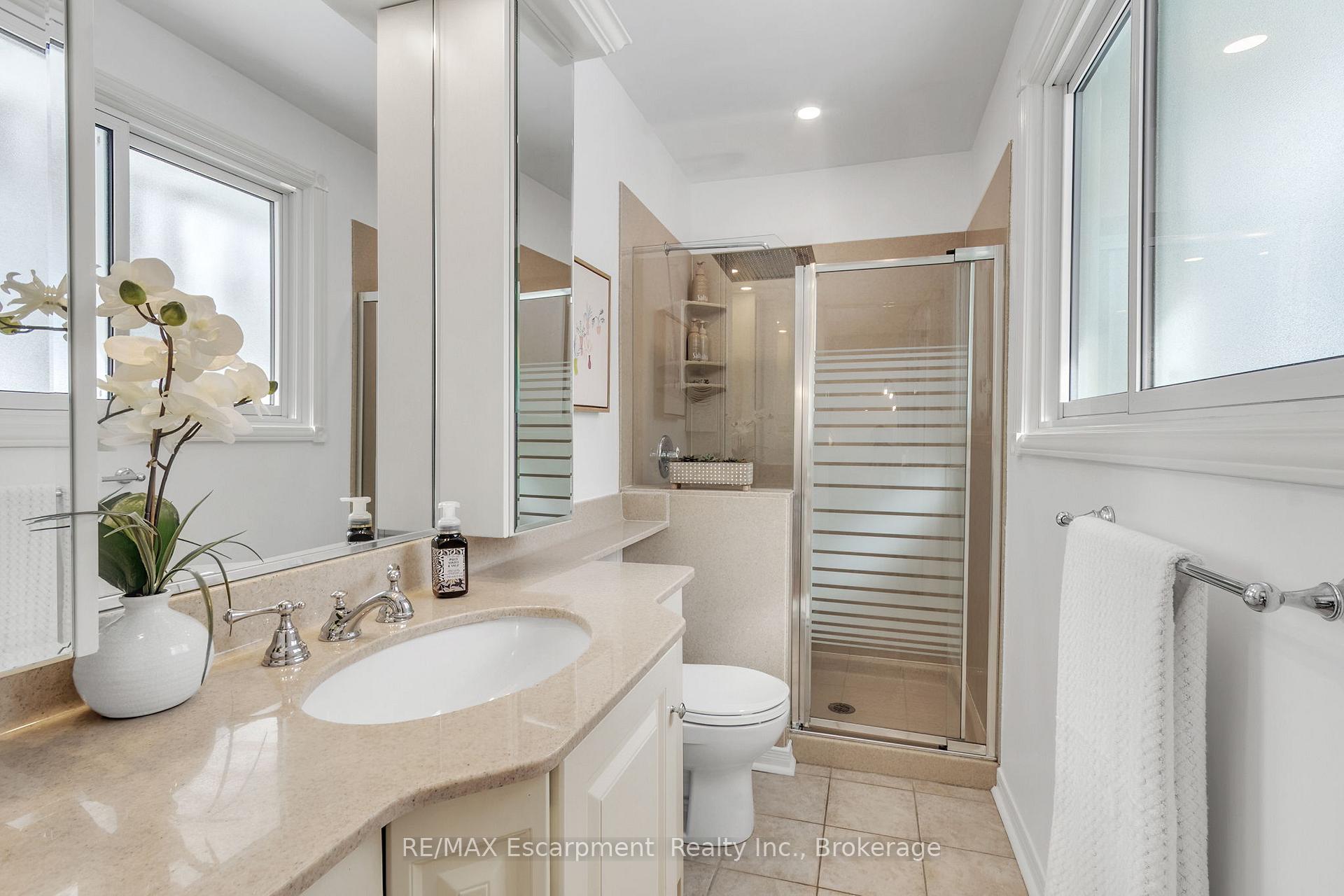 Photo 30 of 4462 Concord Place, Burlington, Shoreacres — HOMEH