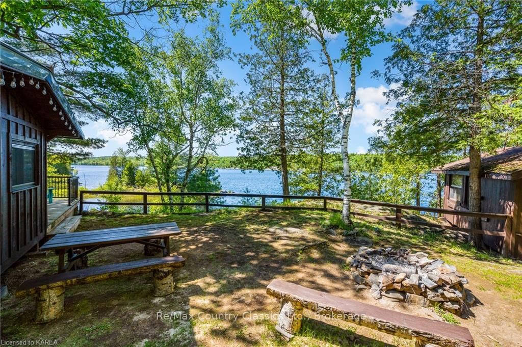 Photo 3 of 1224 Blue Heron Ridge, Frontenac, Frontenac Centre — HOMEH