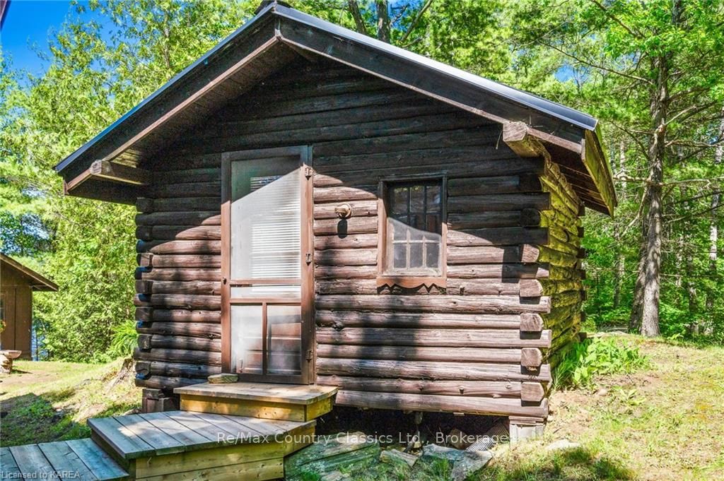 Photo 14 of 1224 Blue Heron Ridge, Frontenac, Frontenac Centre — HOMEH