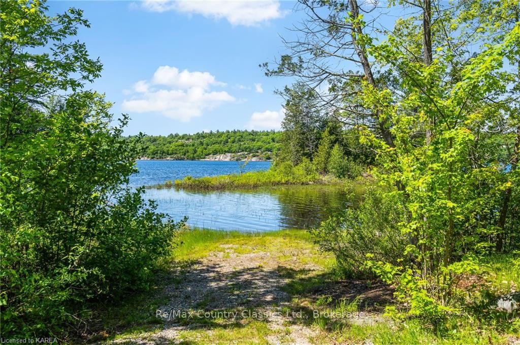 Photo 25 of 1224 Blue Heron Ridge, Frontenac, Frontenac Centre — HOMEH