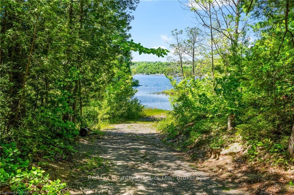 Photo 24 of 1224 Blue Heron Ridge, Frontenac, Frontenac Centre — HOMEH