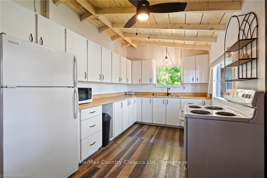Photo 9 of 1224 Blue Heron Ridge, Frontenac, Frontenac Centre — HOMEH