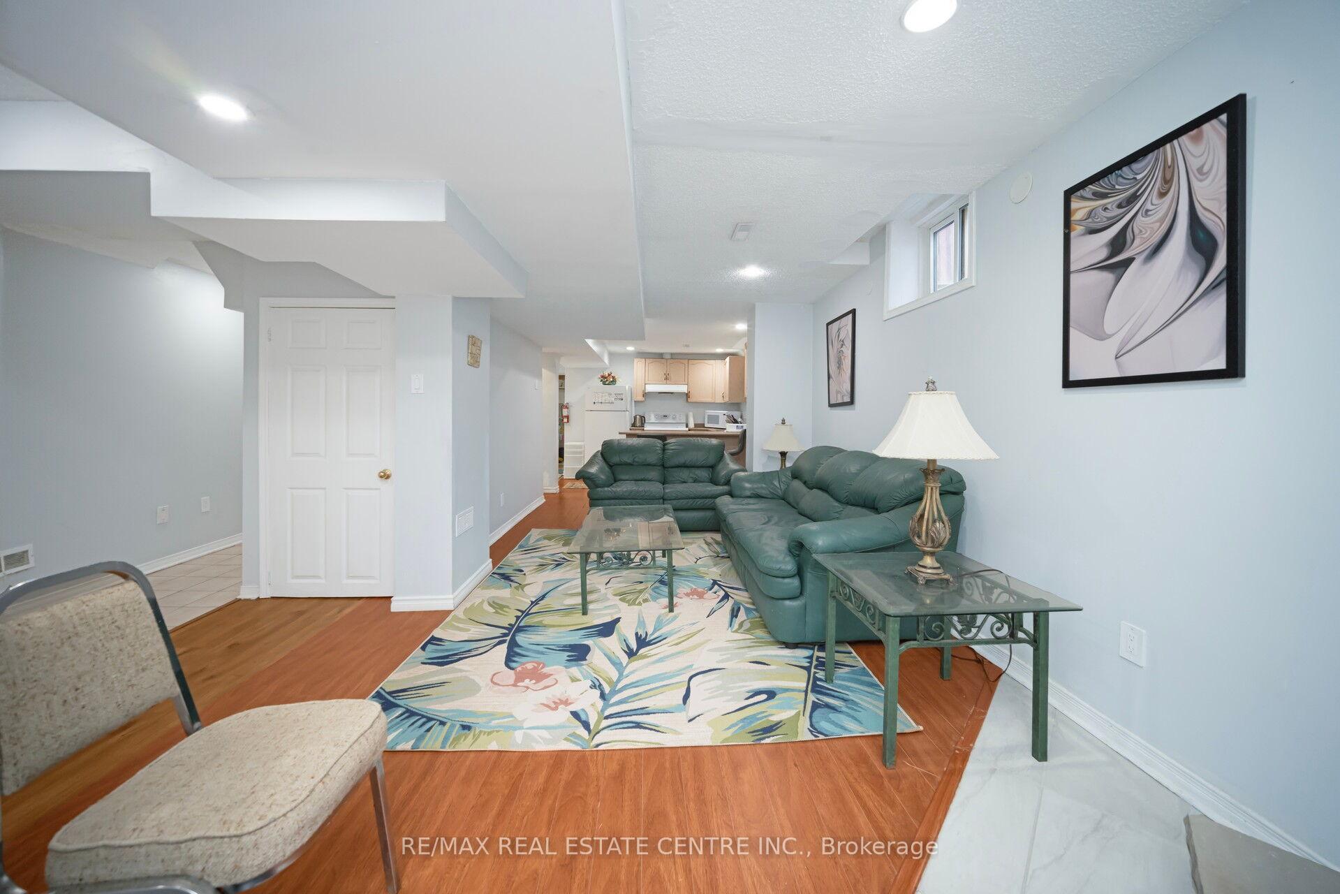Photo 5 of 15 Turtlecreek Boulevard, Brampton, Fletcher's Creek South — HOMEH