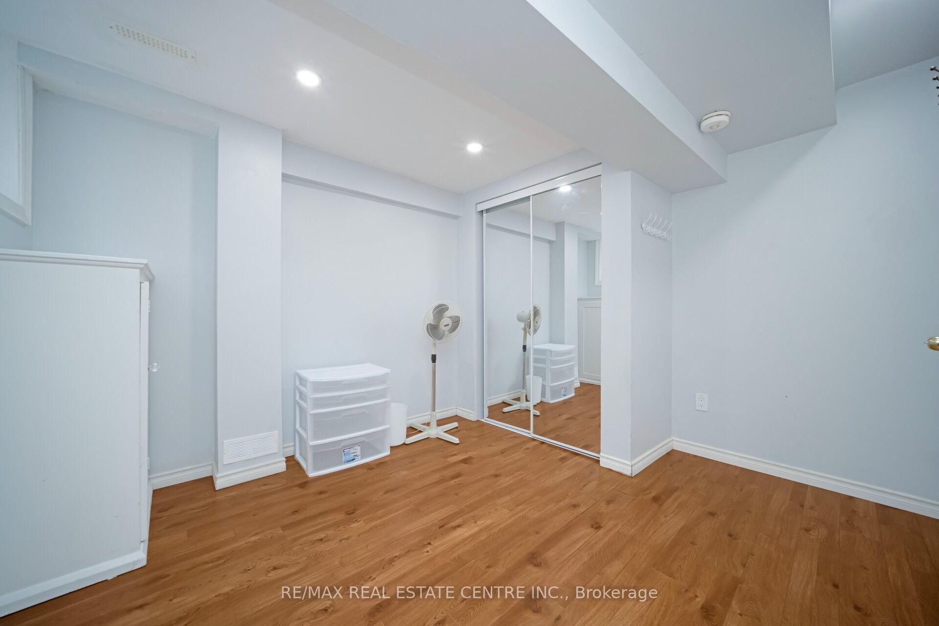 Photo 16 of 15 Turtlecreek Boulevard, Brampton, Fletcher's Creek South — HOMEH