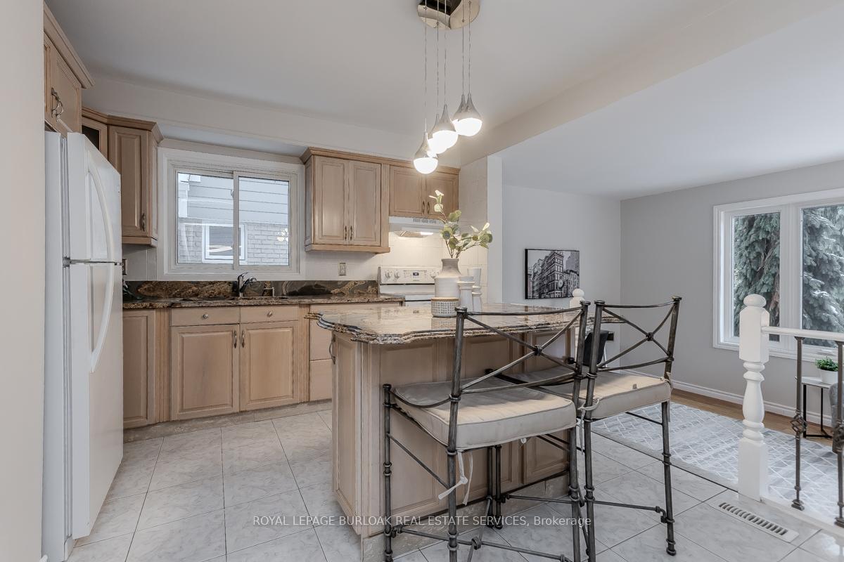 Photo 11 of 1543 Riley Avenue, Burlington, Palmer — HOMEH