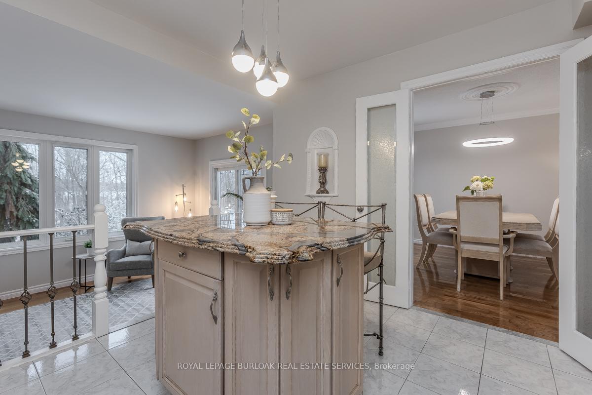 Photo 12 of 1543 Riley Avenue, Burlington, Palmer — HOMEH