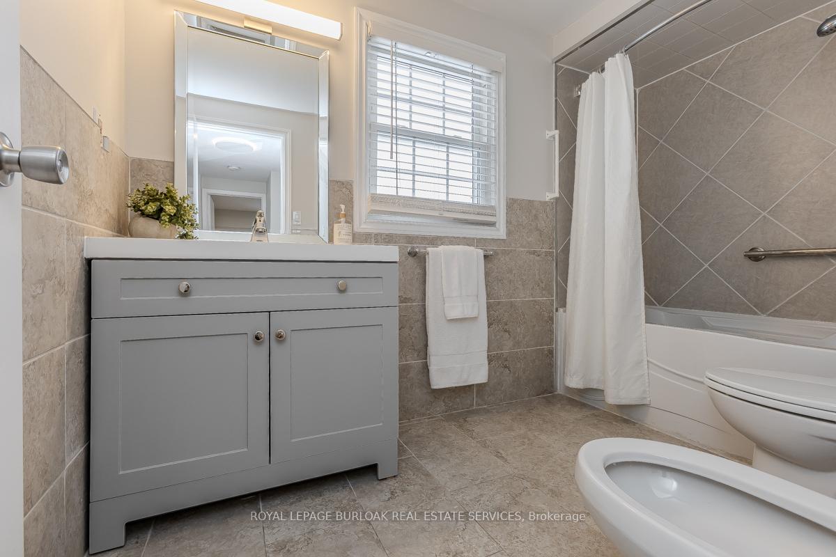 Photo 25 of 1543 Riley Avenue, Burlington, Palmer — HOMEH