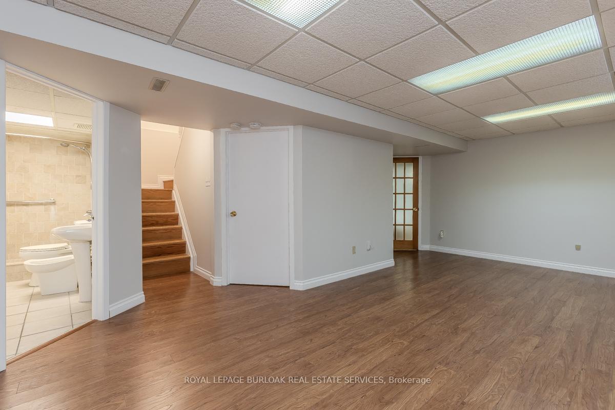 Photo 26 of 1543 Riley Avenue, Burlington, Palmer — HOMEH