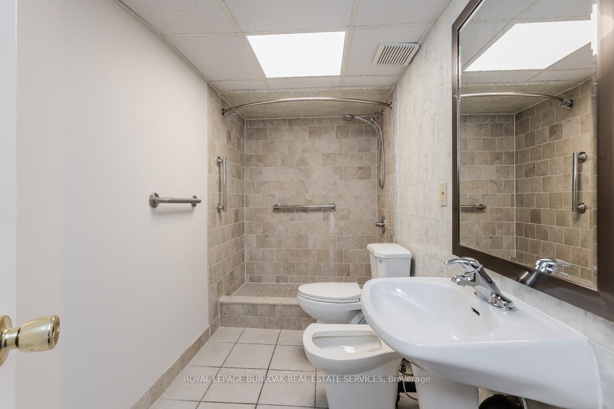 Photo 28 of 1543 Riley Avenue, Burlington, Palmer — HOMEH