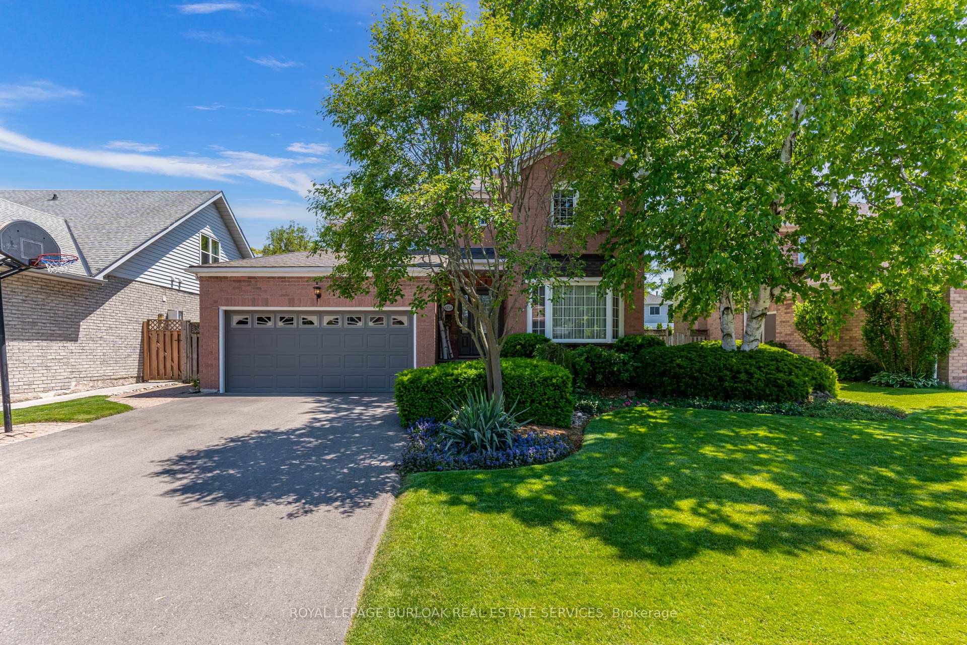 Photo 1 of 4154 Millcroft Park Drive, Burlington, Rose — HOMEH