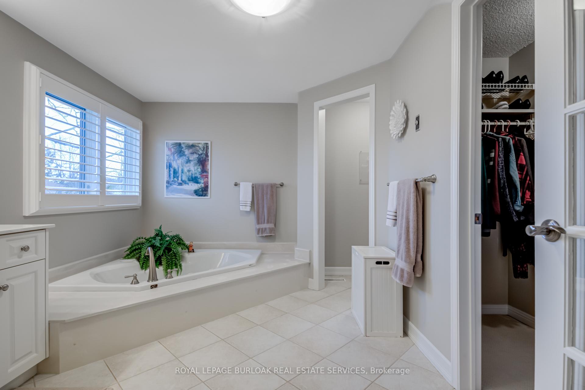 Photo 22 of 4154 Millcroft Park Drive, Burlington, Rose — HOMEH