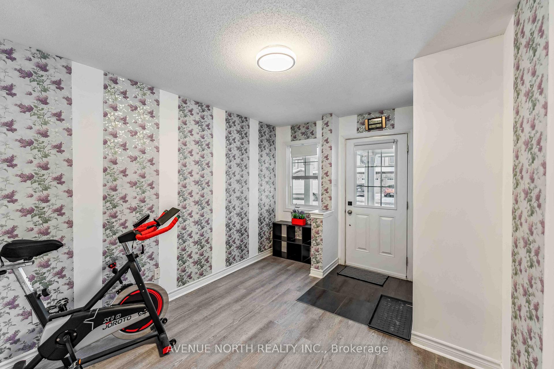 Photo 2 of 360 Sweet Grass Circle, Ottawa, Barrhaven - Half Moon Bay — HOMEH