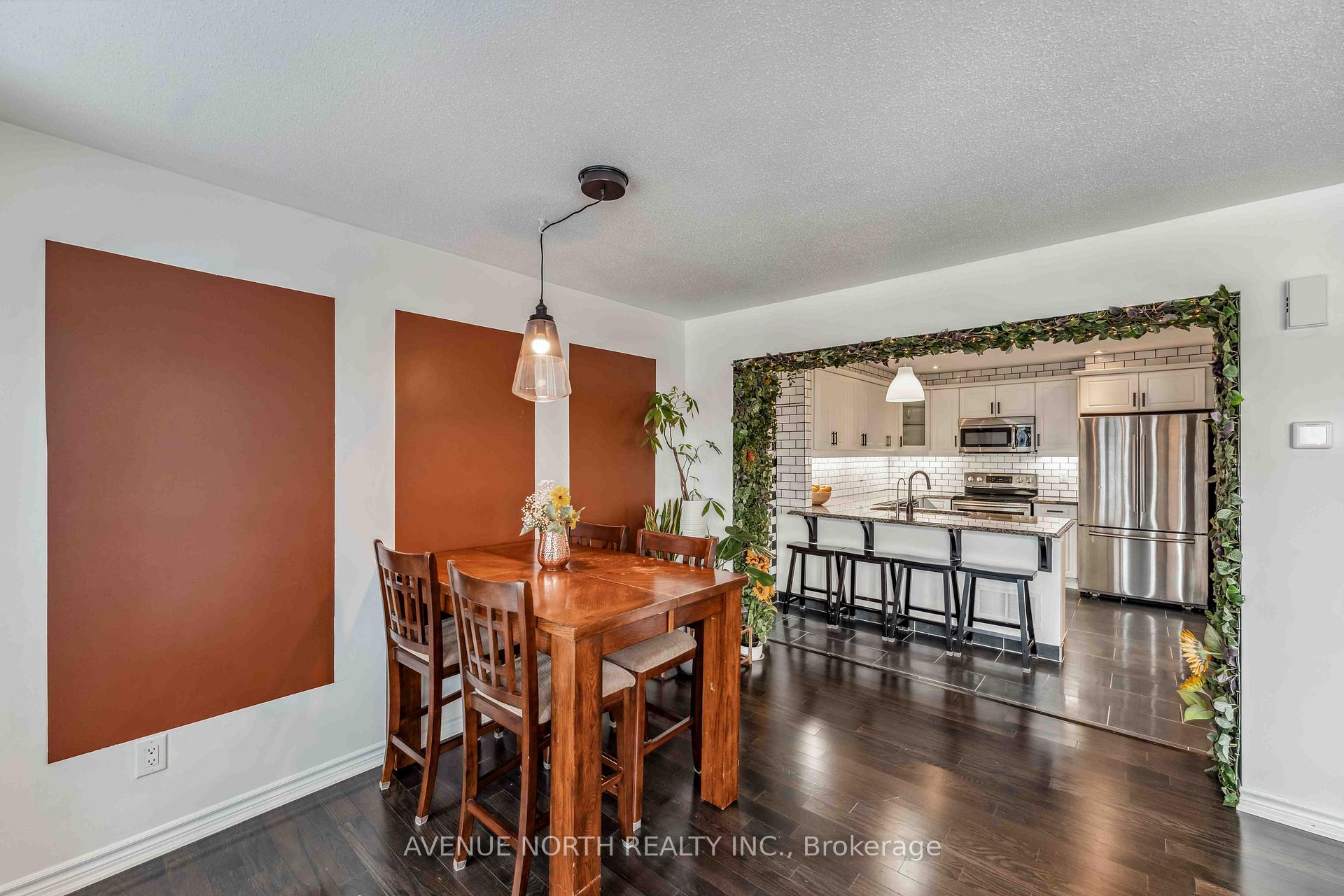 Photo 12 of 360 Sweet Grass Circle, Ottawa, Barrhaven - Half Moon Bay — HOMEH