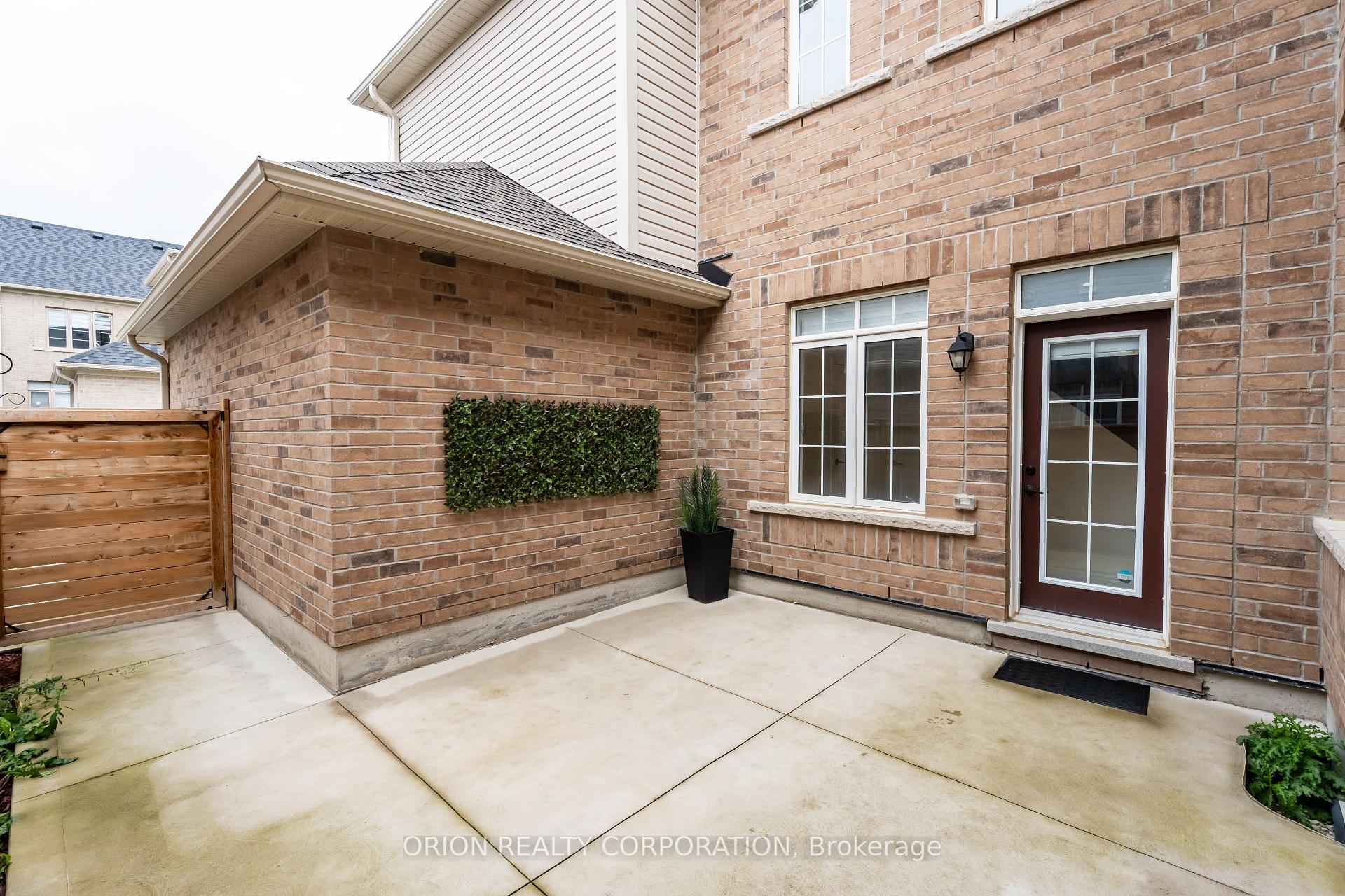 Photo 3 of 6 Block Road, Brampton, Northwest Brampton — HOMEH