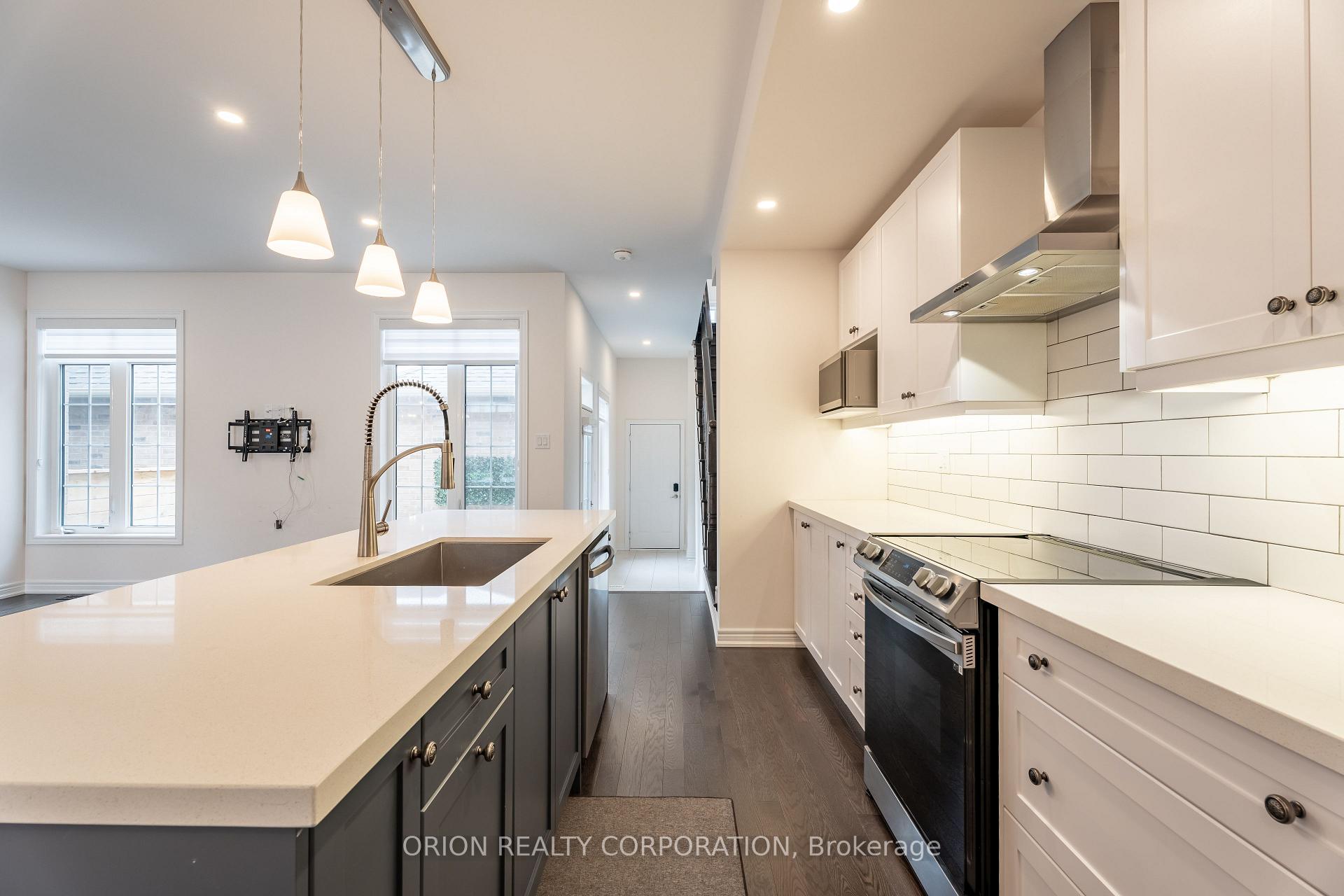 Photo 14 of 6 Block Road, Brampton, Northwest Brampton — HOMEH