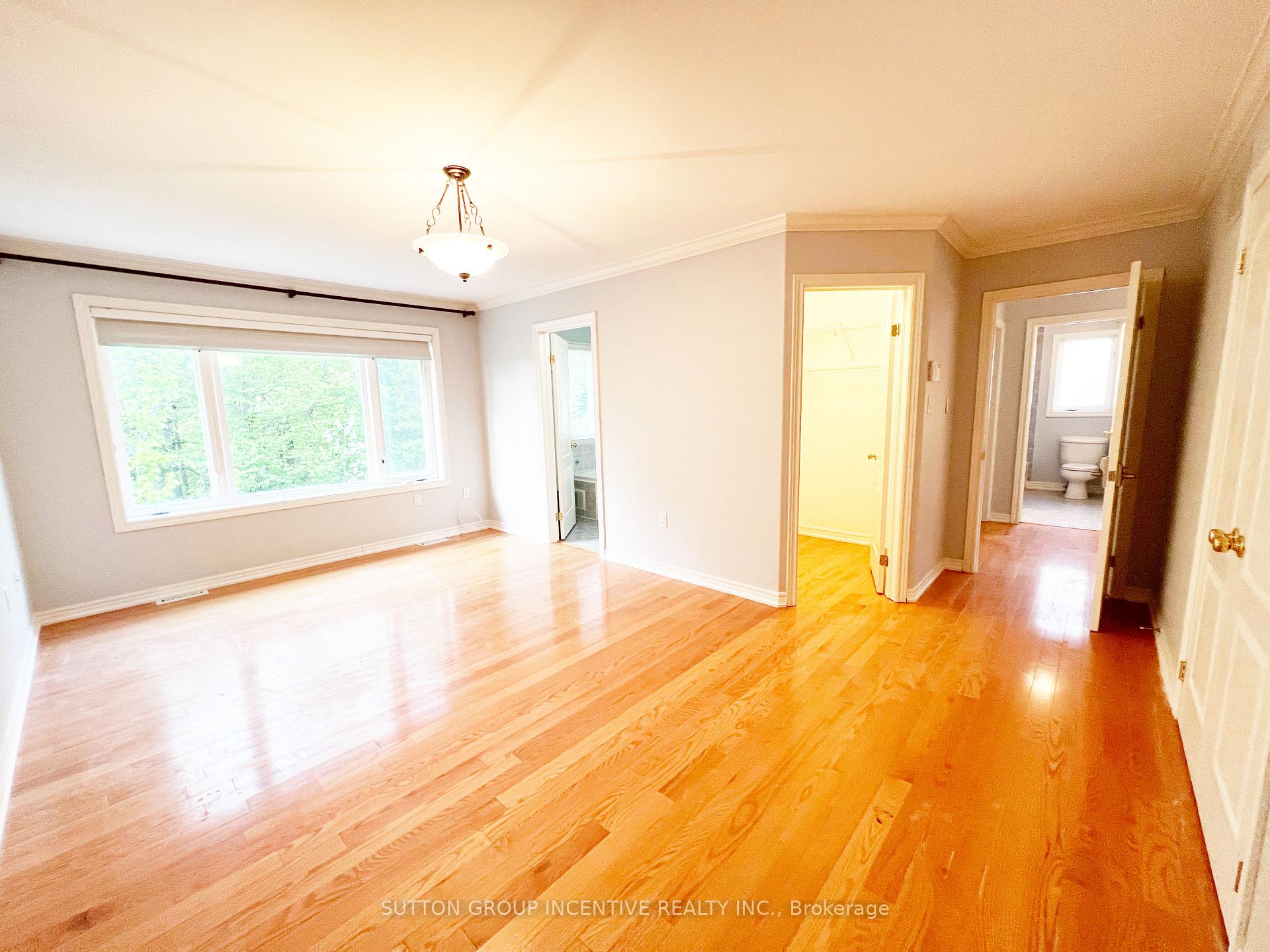 Photo 15 of 33 Cumming Drive, Barrie, Ardagh — HOMEH