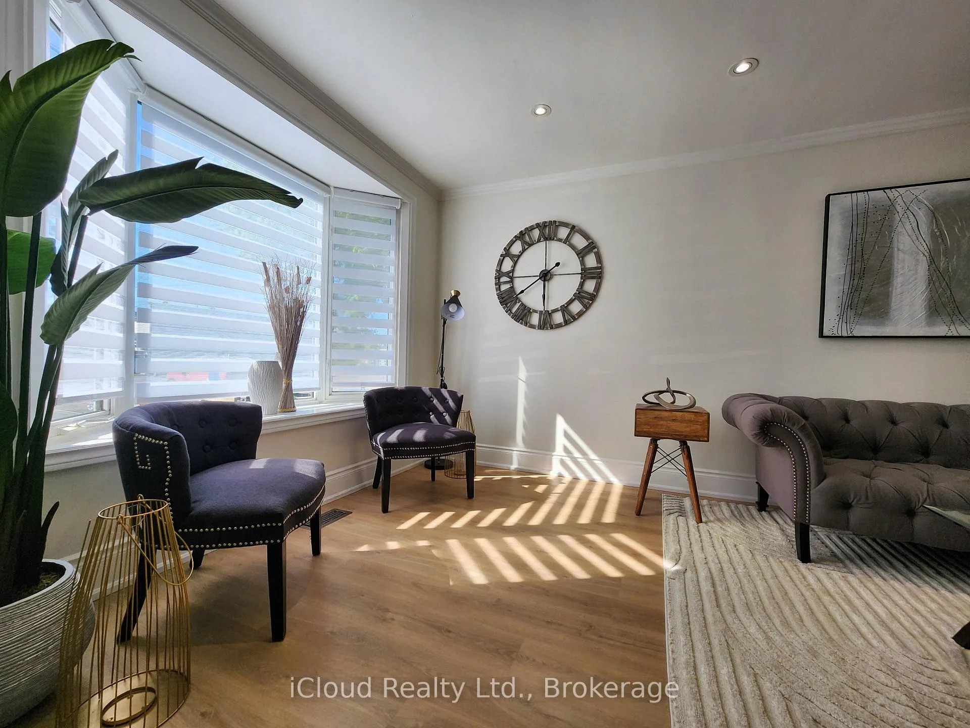 Photo 9 of 294 Fairfield Avenue, Hamilton, Homeside — HOMEH