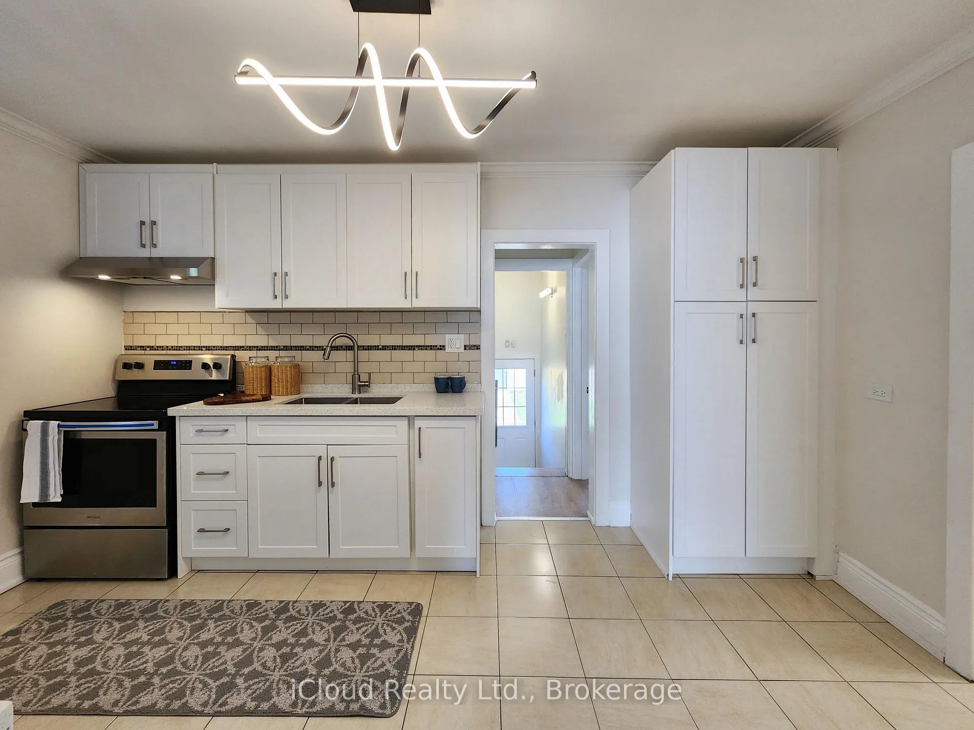 Photo 12 of 294 Fairfield Avenue, Hamilton, Homeside — HOMEH