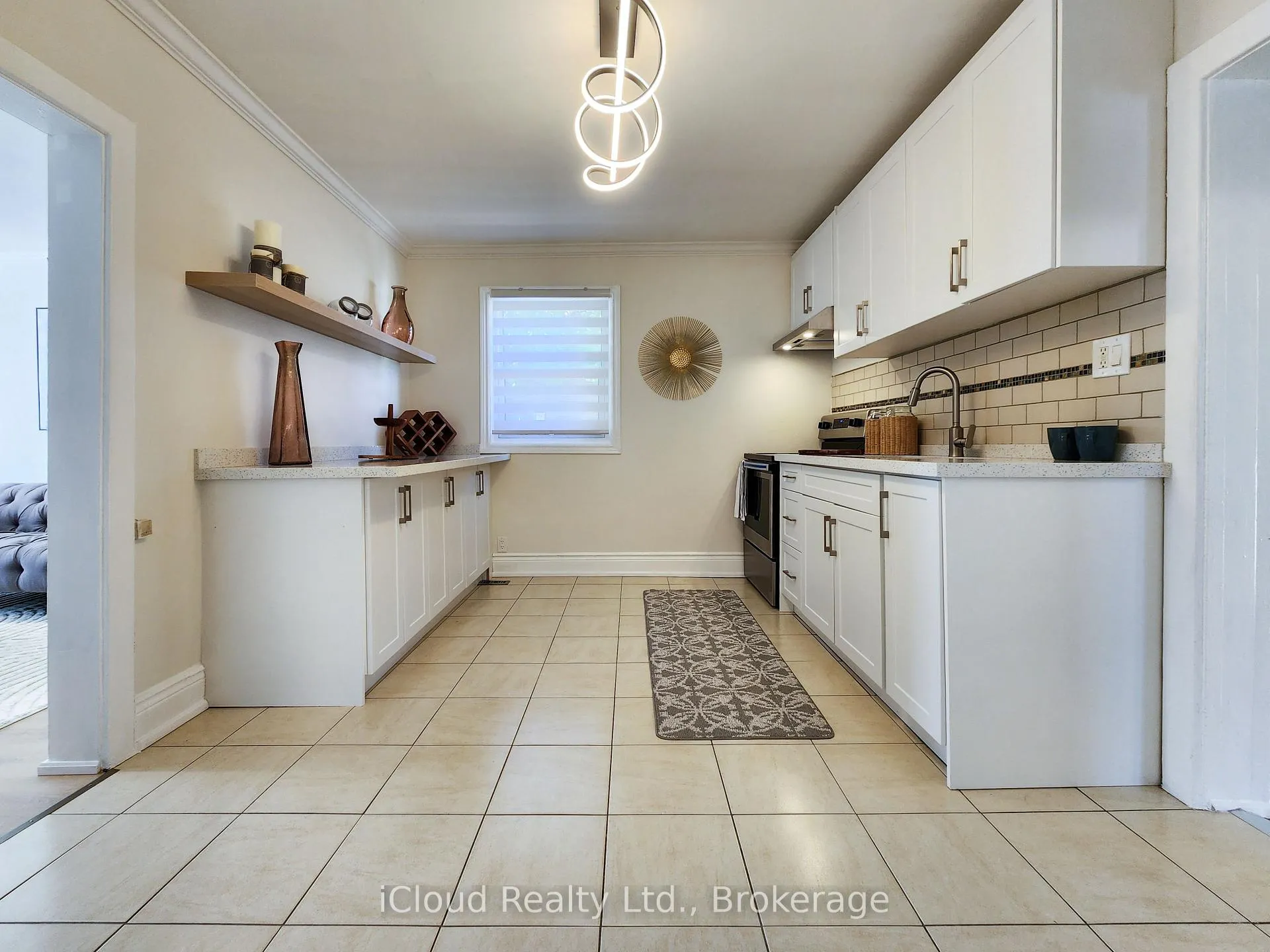 Photo 17 of 294 Fairfield Avenue, Hamilton, Homeside — HOMEH