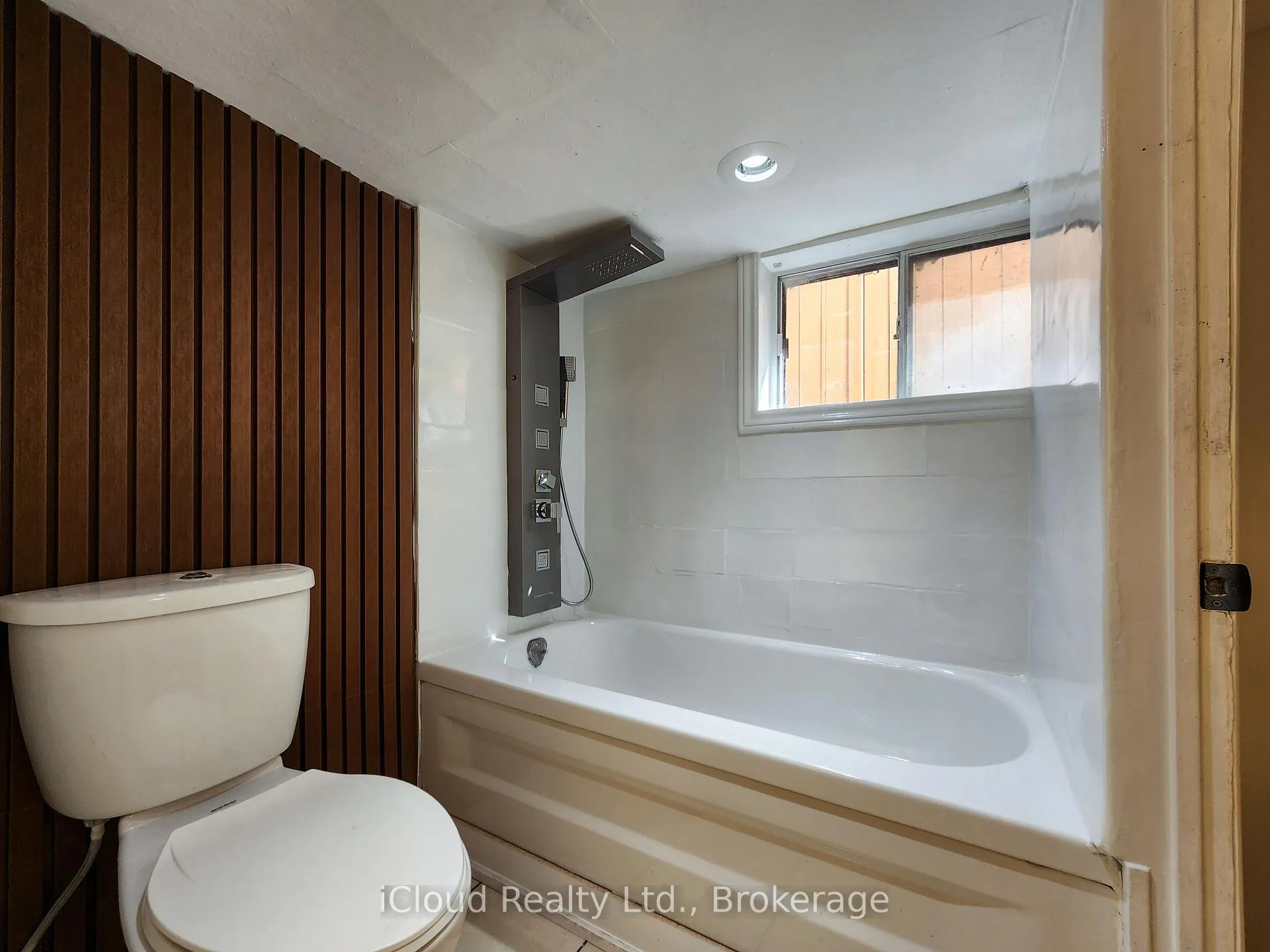 Photo 36 of 294 Fairfield Avenue, Hamilton, Homeside — HOMEH