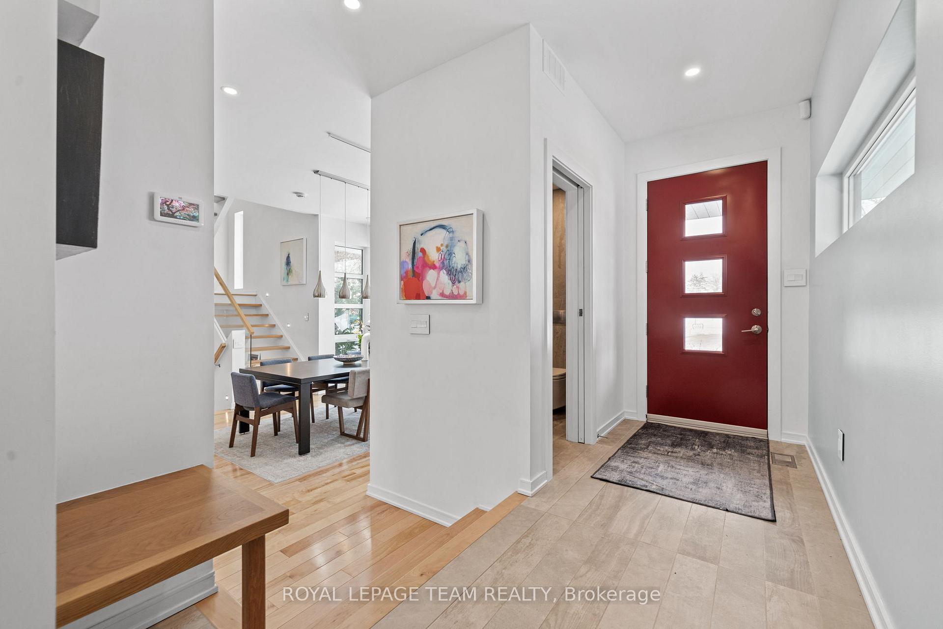 Photo 3 of 530 Wavell Avenue, Ottawa, McKellar/Highland — HOMEH