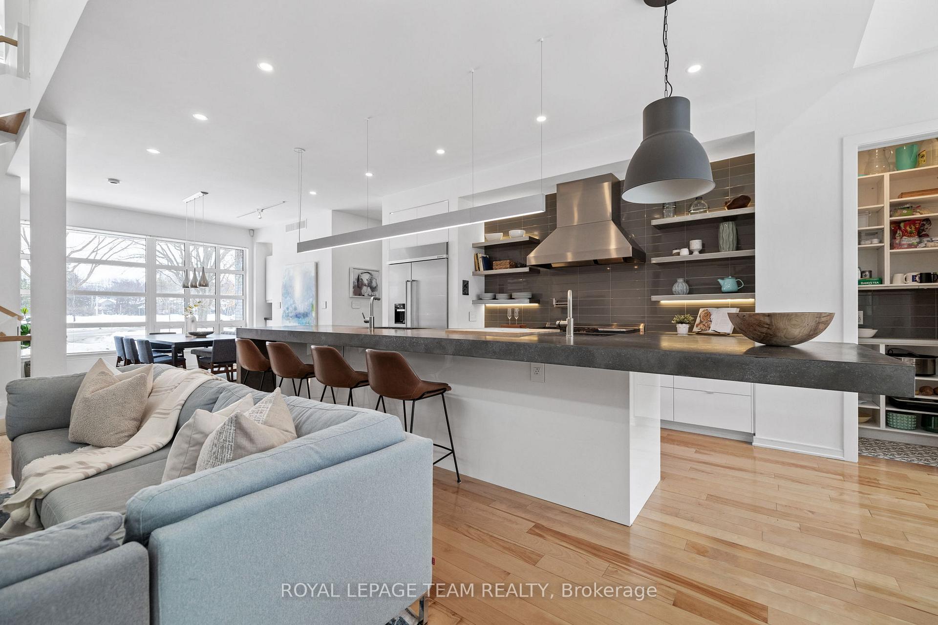 Photo 12 of 530 Wavell Avenue, Ottawa, McKellar/Highland — HOMEH