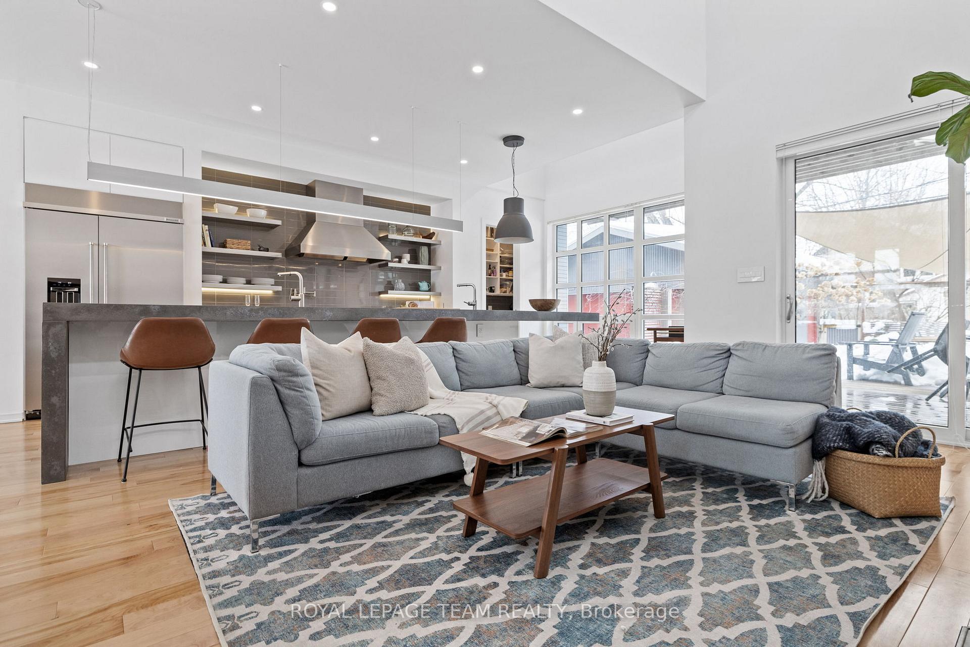 Photo 16 of 530 Wavell Avenue, Ottawa, McKellar/Highland — HOMEH