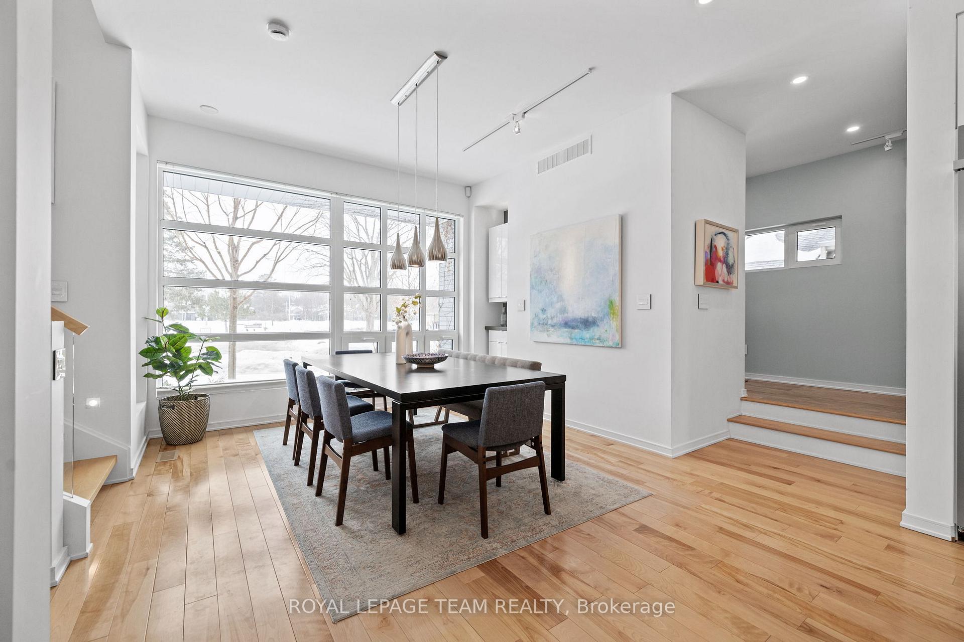 Photo 17 of 530 Wavell Avenue, Ottawa, McKellar/Highland — HOMEH