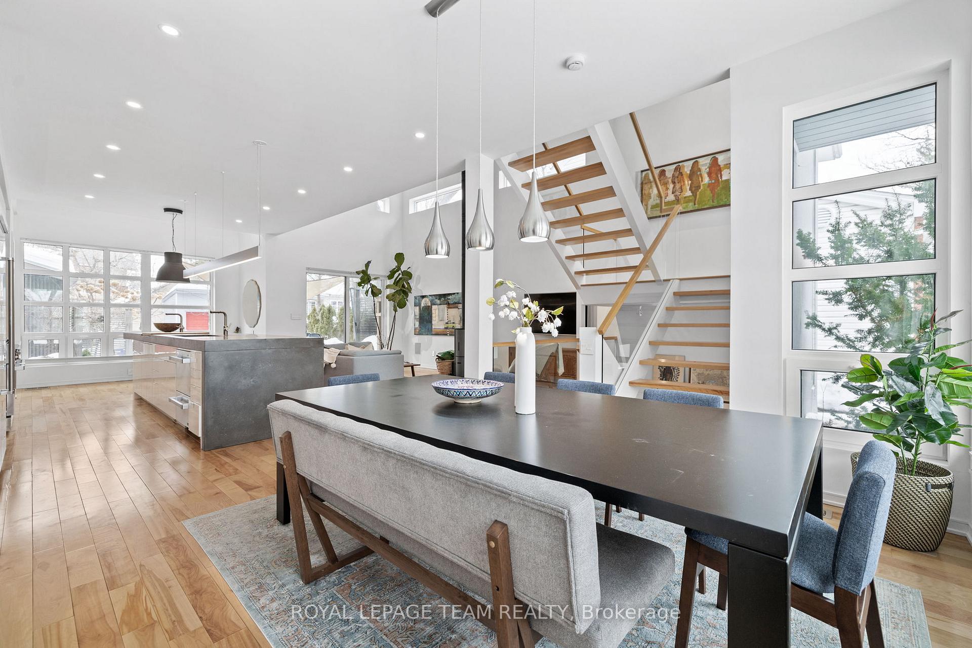 Photo 19 of 530 Wavell Avenue, Ottawa, McKellar/Highland — HOMEH