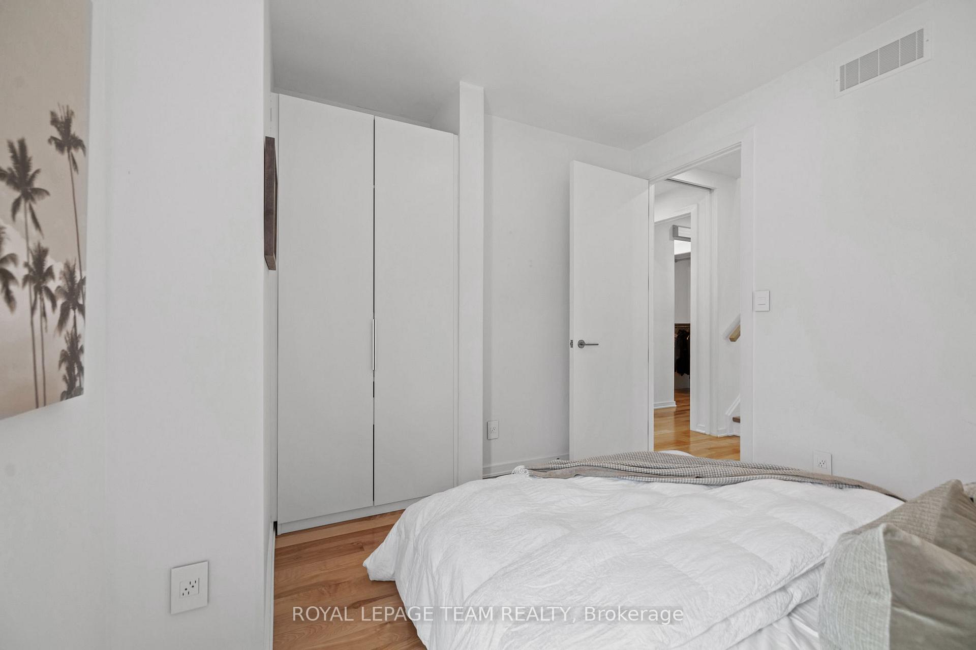 Photo 26 of 530 Wavell Avenue, Ottawa, McKellar/Highland — HOMEH