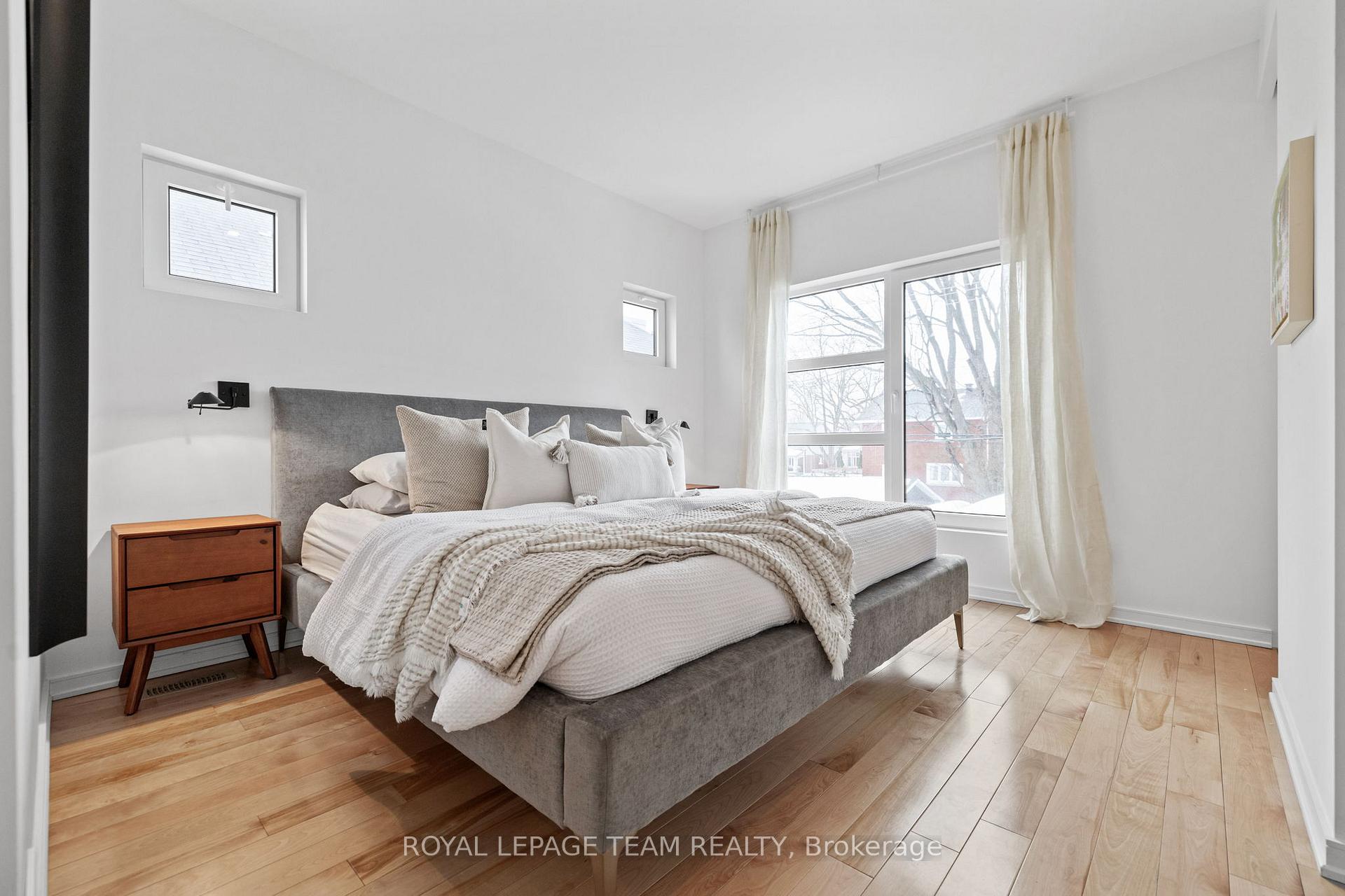 Photo 32 of 530 Wavell Avenue, Ottawa, McKellar/Highland — HOMEH