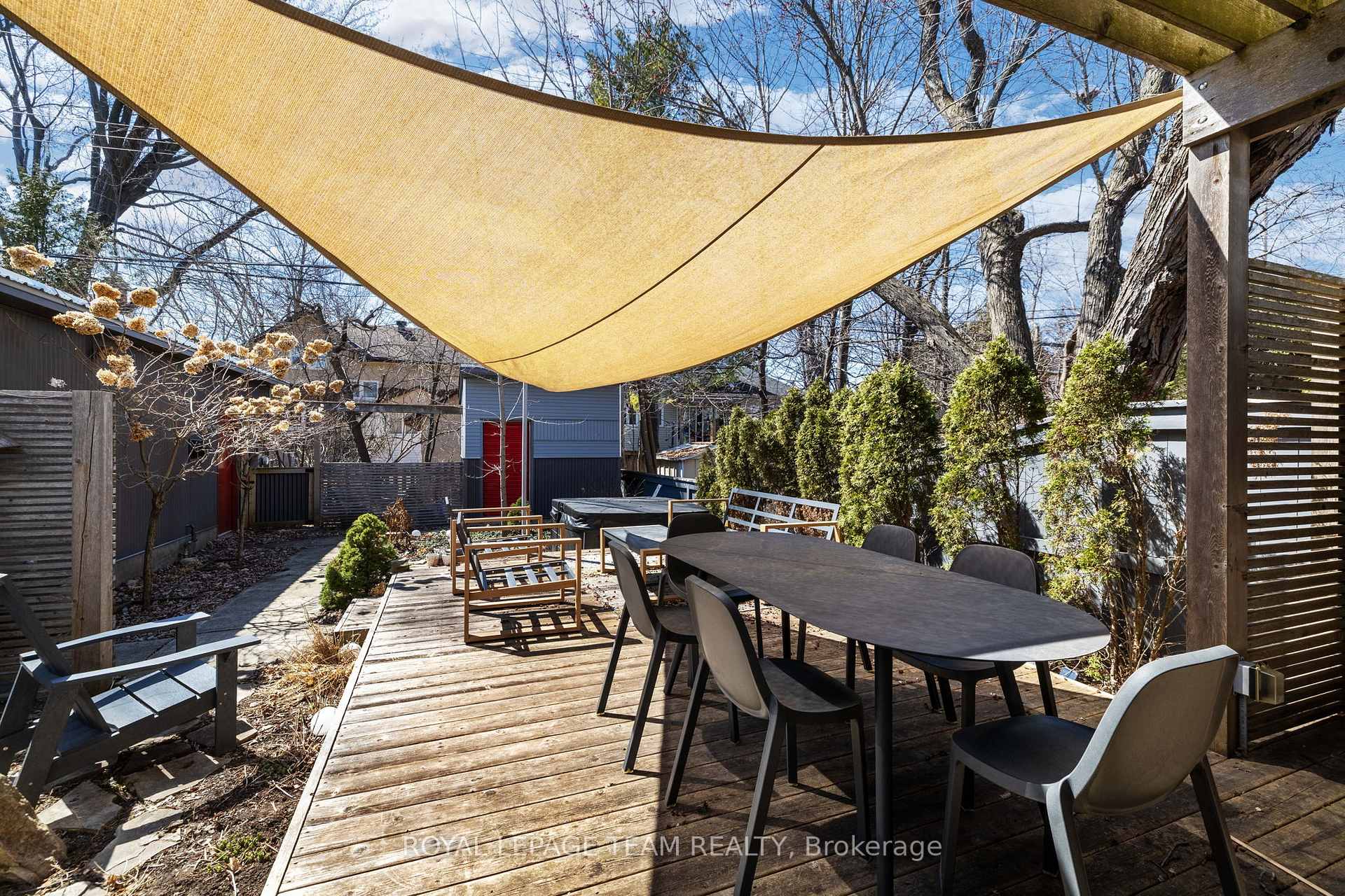 Photo 48 of 530 Wavell Avenue, Ottawa, McKellar/Highland — HOMEH