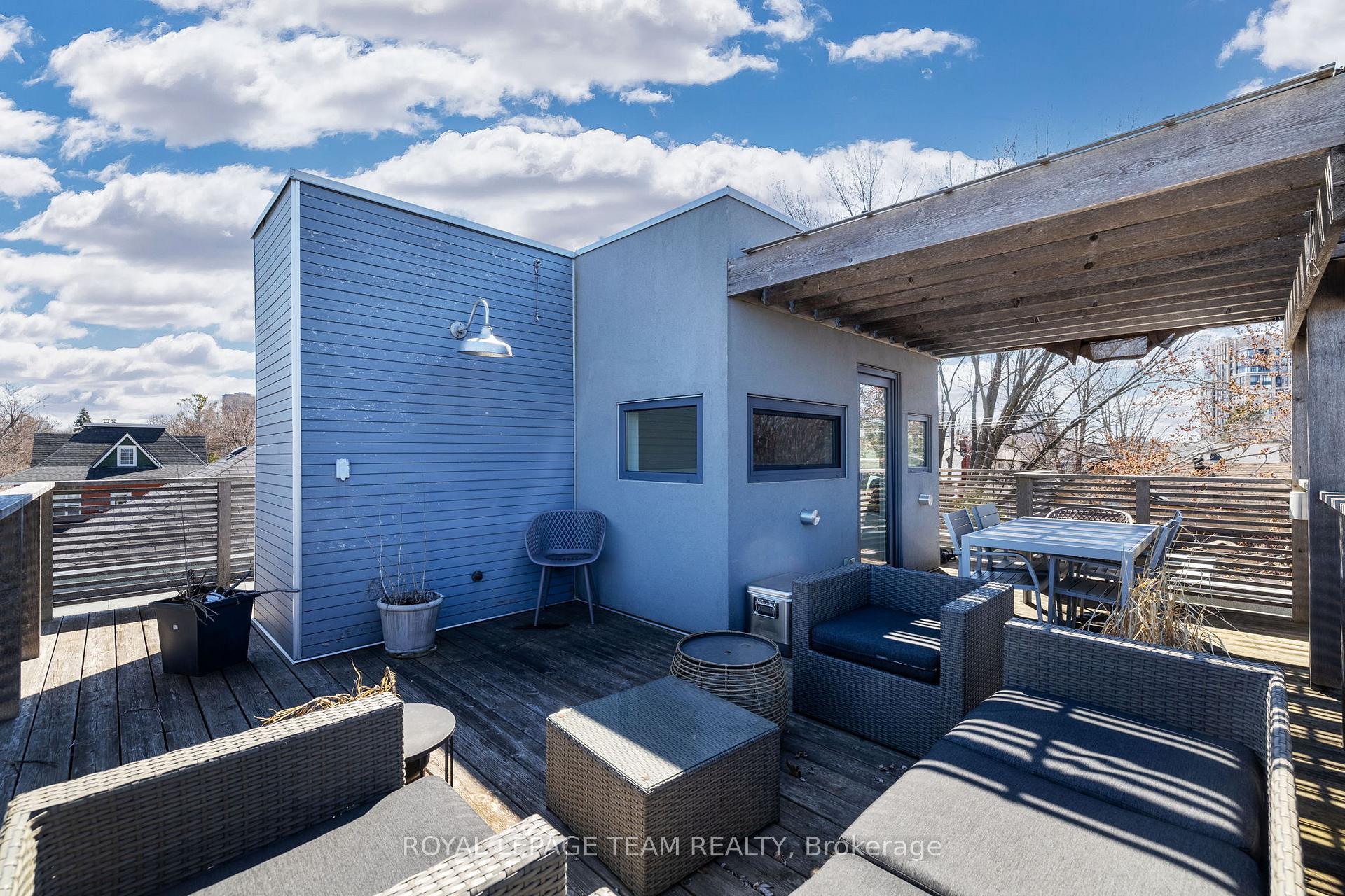 Photo 45 of 530 Wavell Avenue, Ottawa, McKellar/Highland — HOMEH
