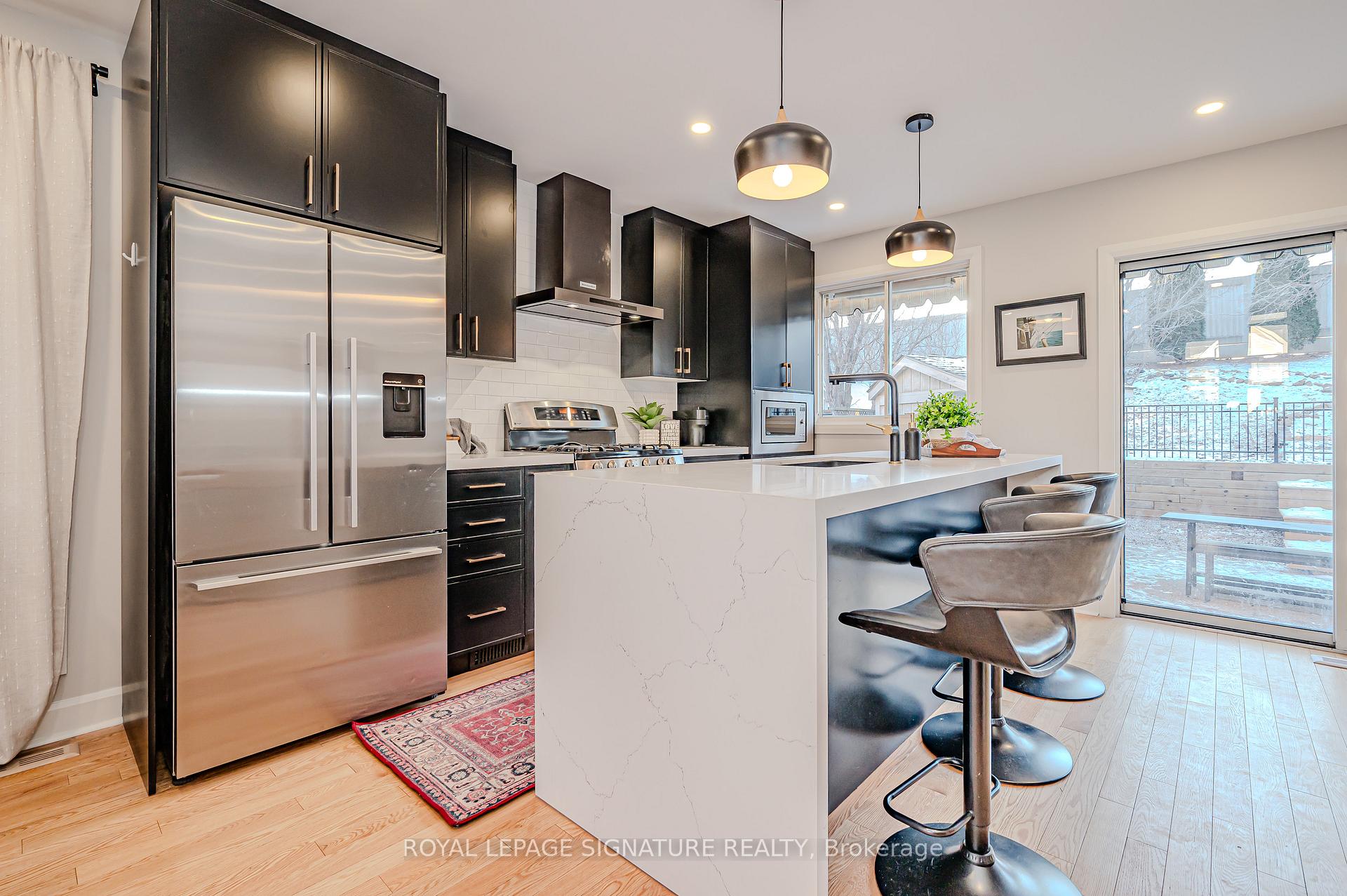 Photo 6 of 5136 Oakley Drive, Burlington, Orchard — HOMEH