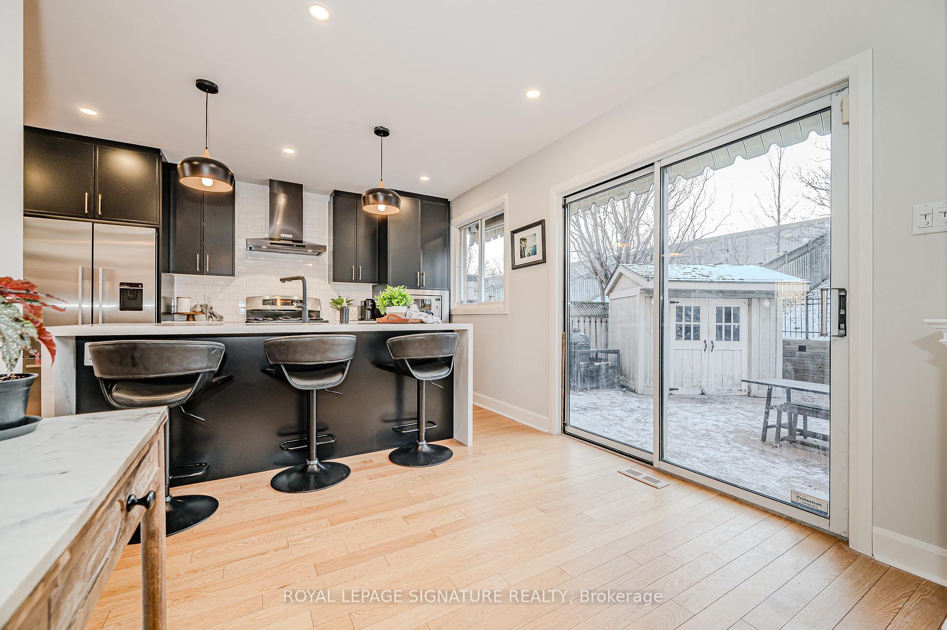 Photo 10 of 5136 Oakley Drive, Burlington, Orchard — HOMEH