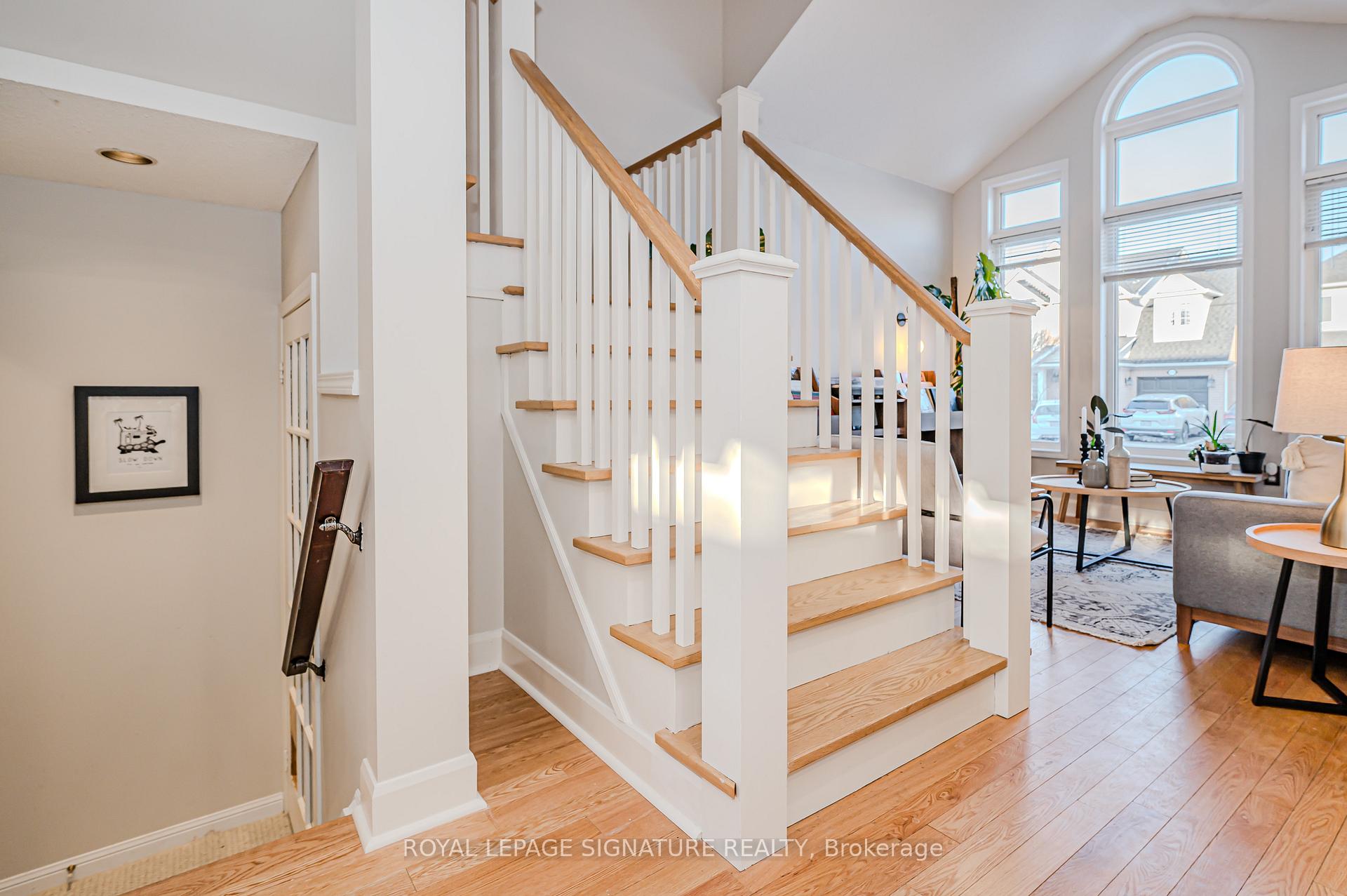 Photo 14 of 5136 Oakley Drive, Burlington, Orchard — HOMEH