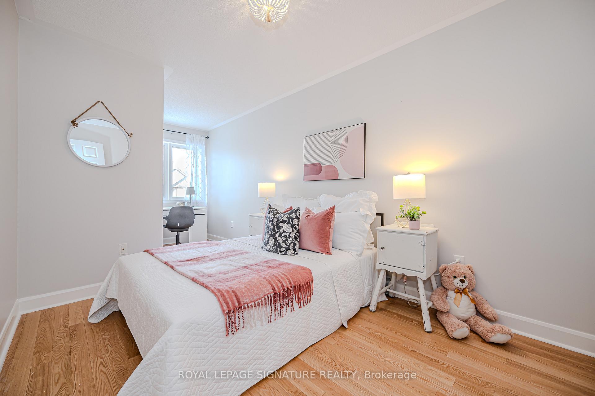 Photo 15 of 5136 Oakley Drive, Burlington, Orchard — HOMEH
